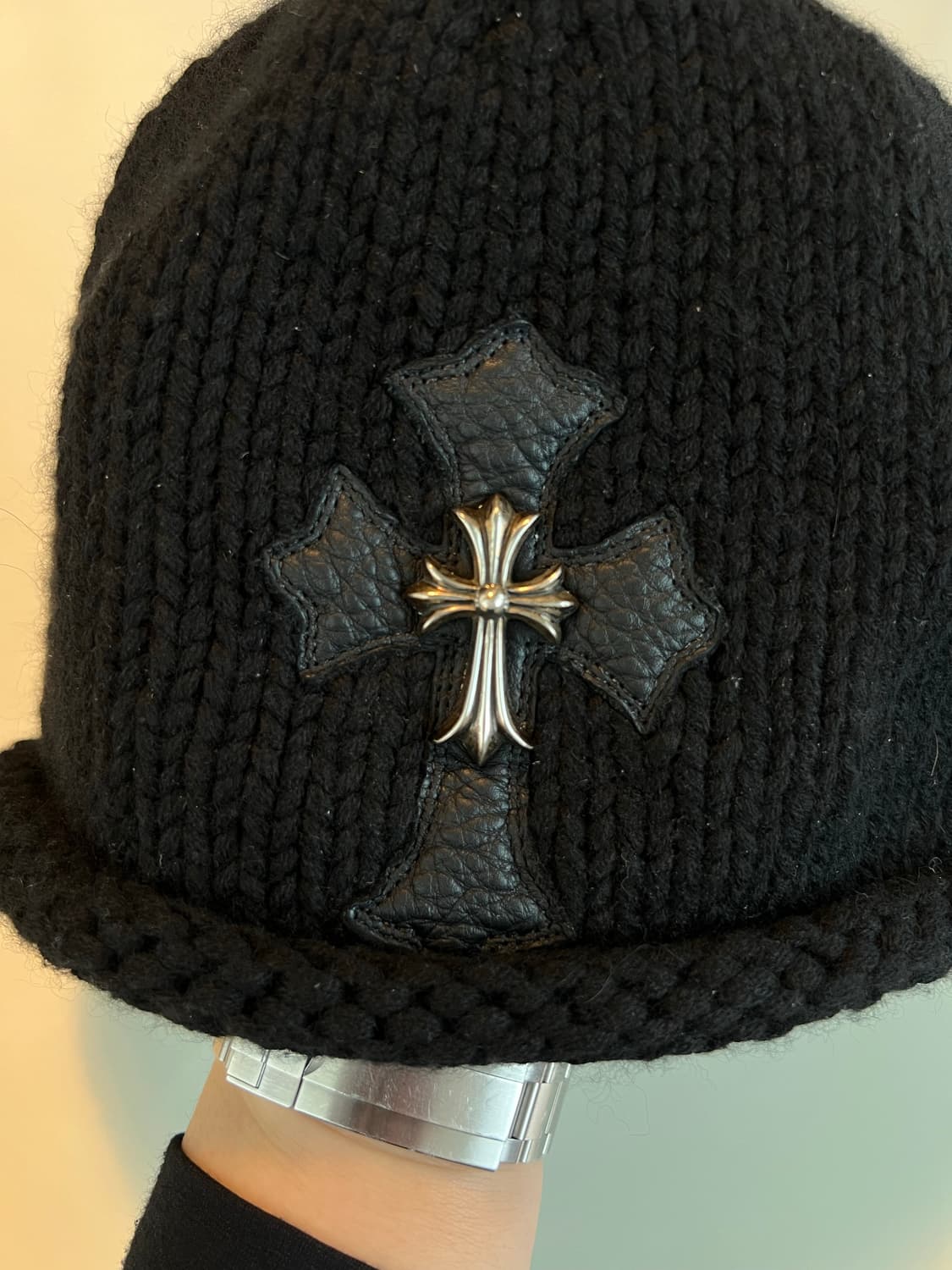 크롬하츠 실버 크로스 참 캐시미어 비니 상품이미지2