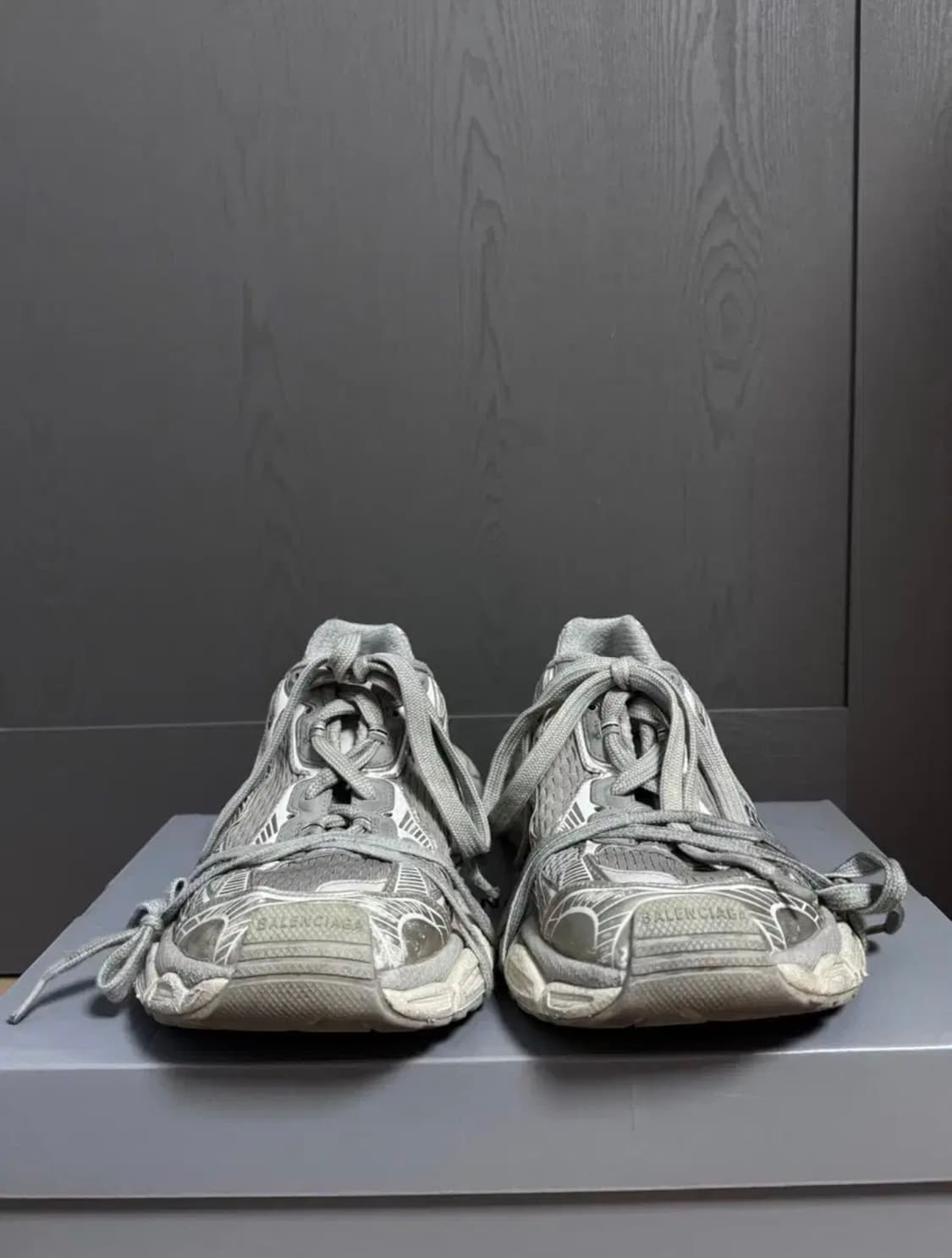 발렌시아가 3xl 에그쉘 44 상품이미지1