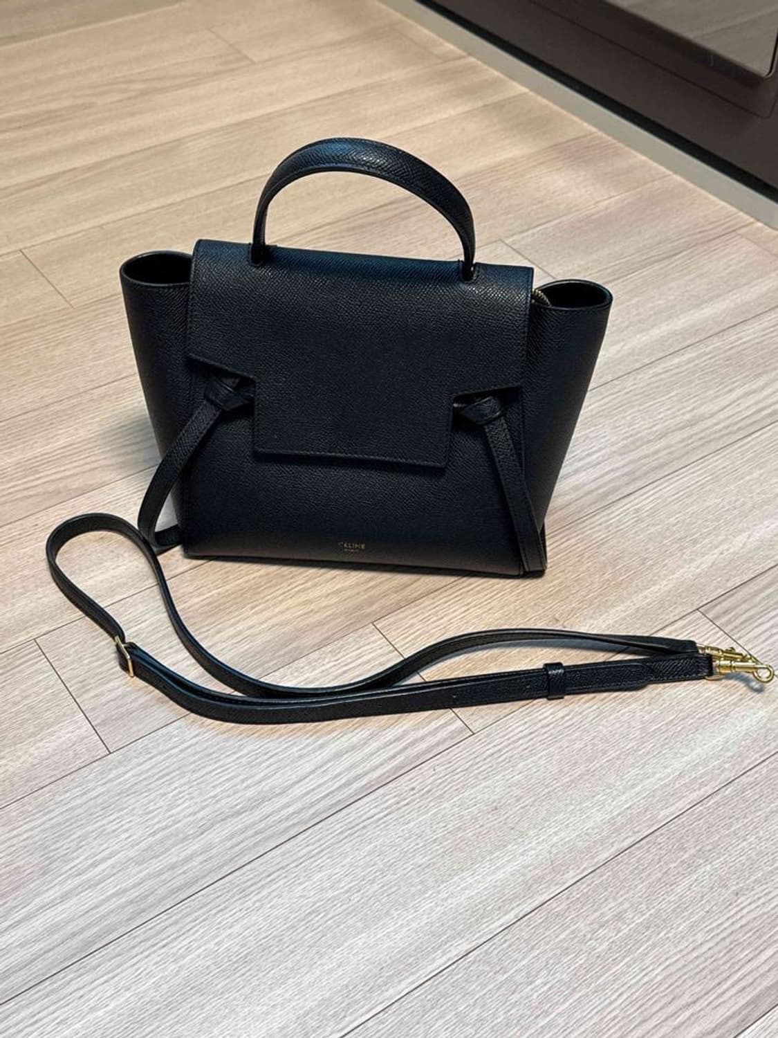 셀린느 벨트백 나노 블랙 상품이미지6