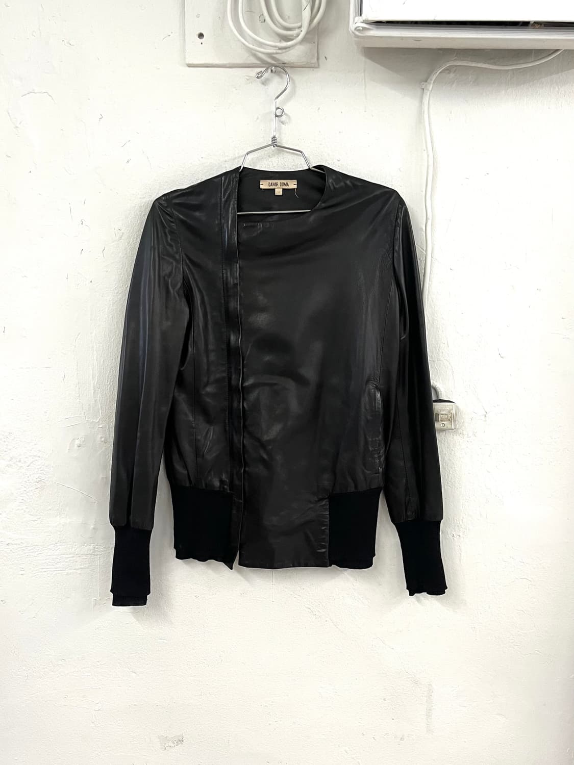 다미르도마 드레이핑 램스킨 레더 자켓 상품이미지1