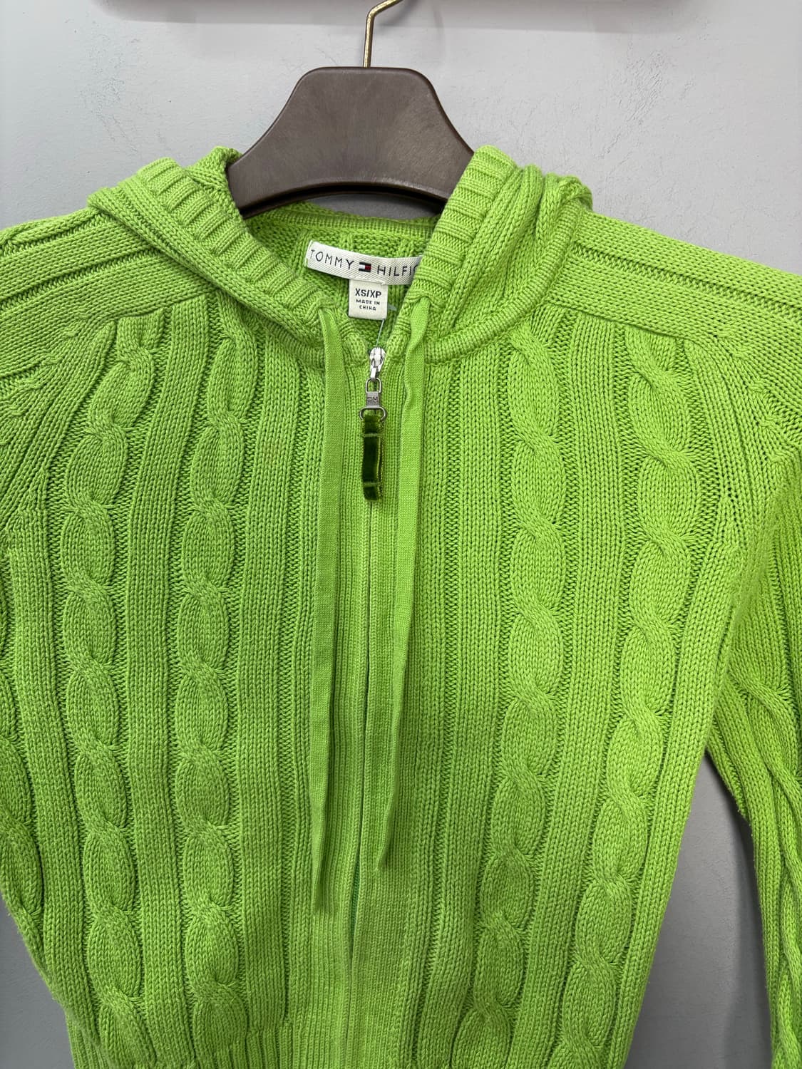 타미힐피거 여성 라임 니트 후드집업 A2881 상품이미지4