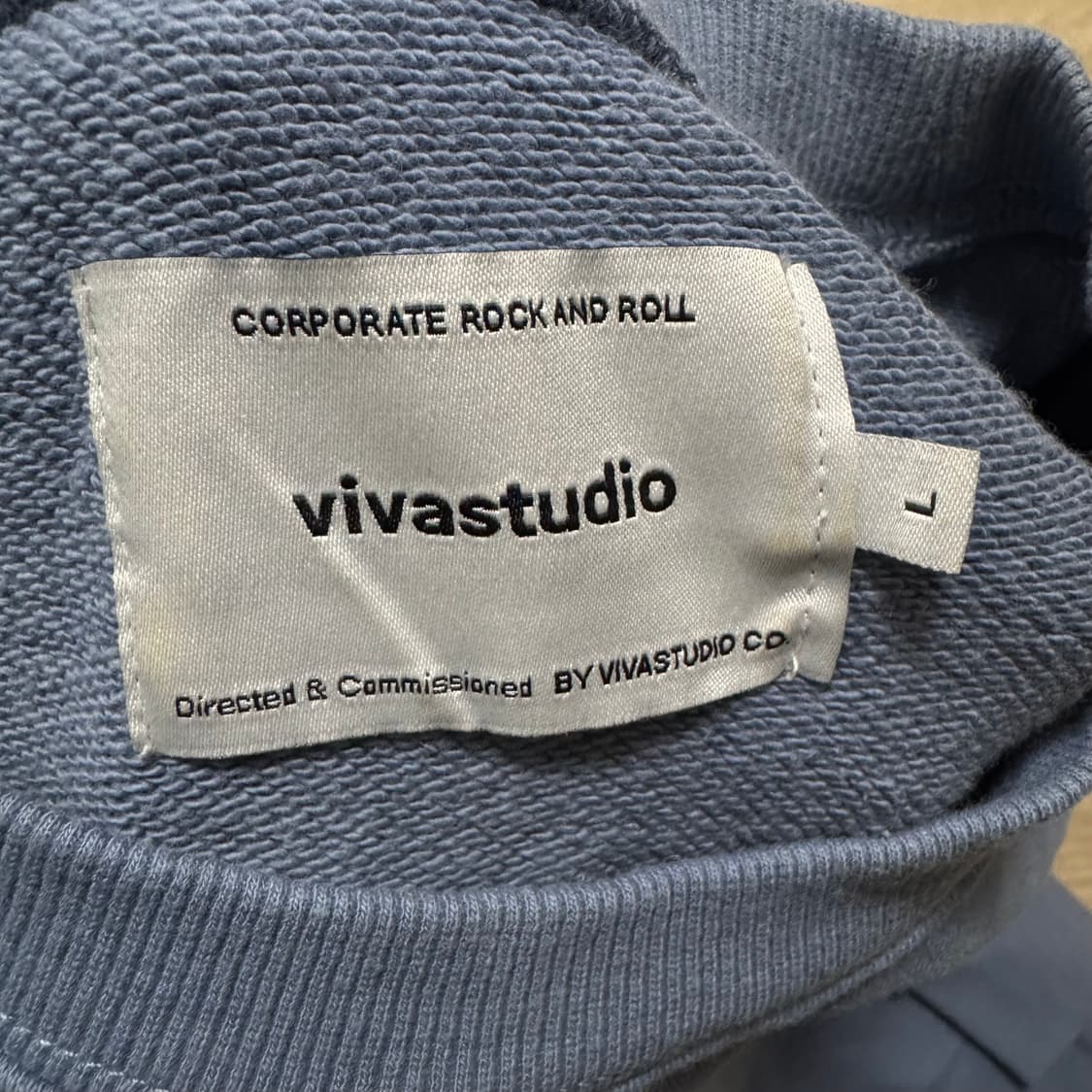 비바스튜디오 라운드 맨투맨 상품이미지5