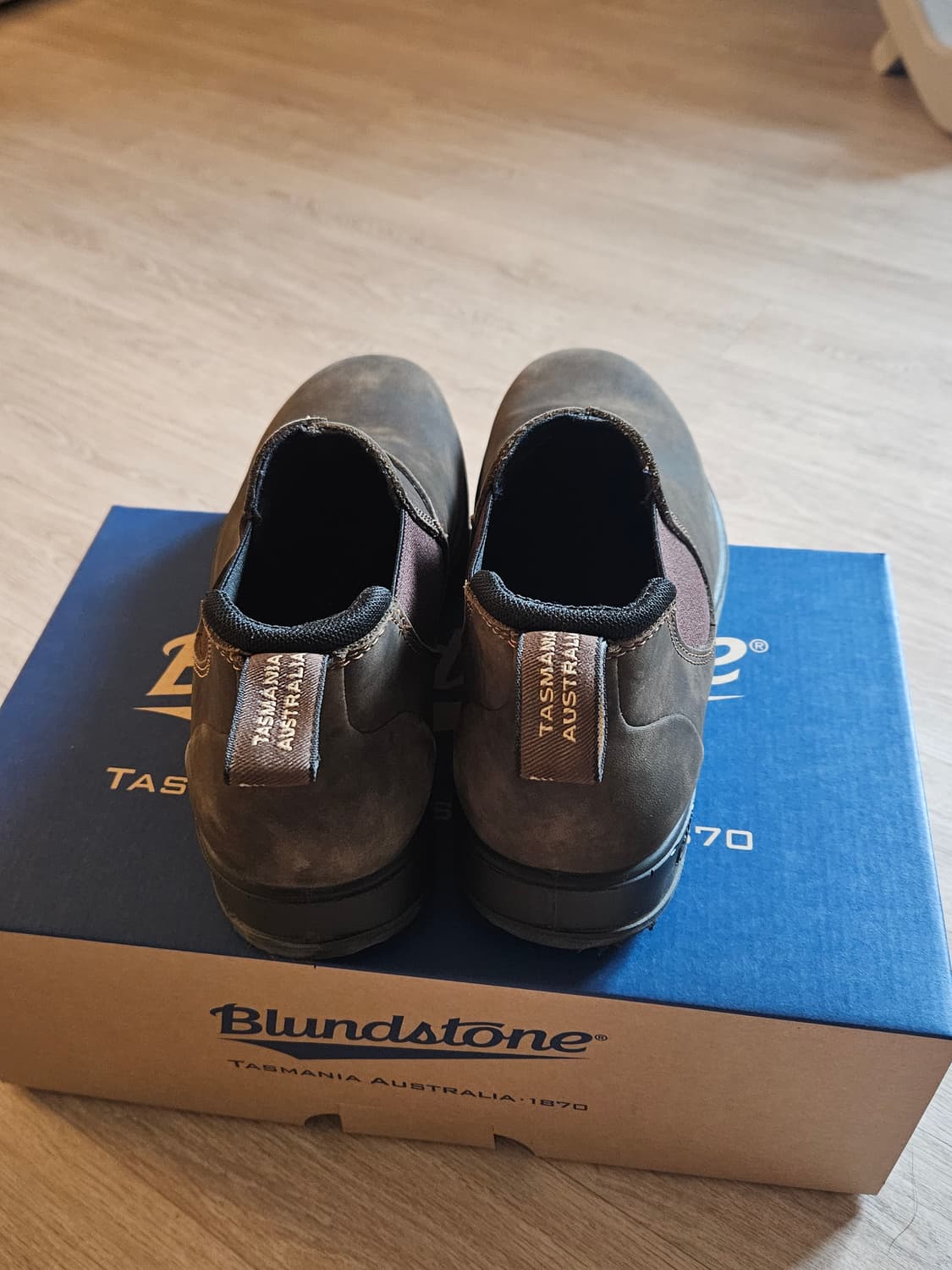 블런드스톤 슬립온부츠 러스틱브라운 AU6(250~255)(1번 착용) 상품이미지3