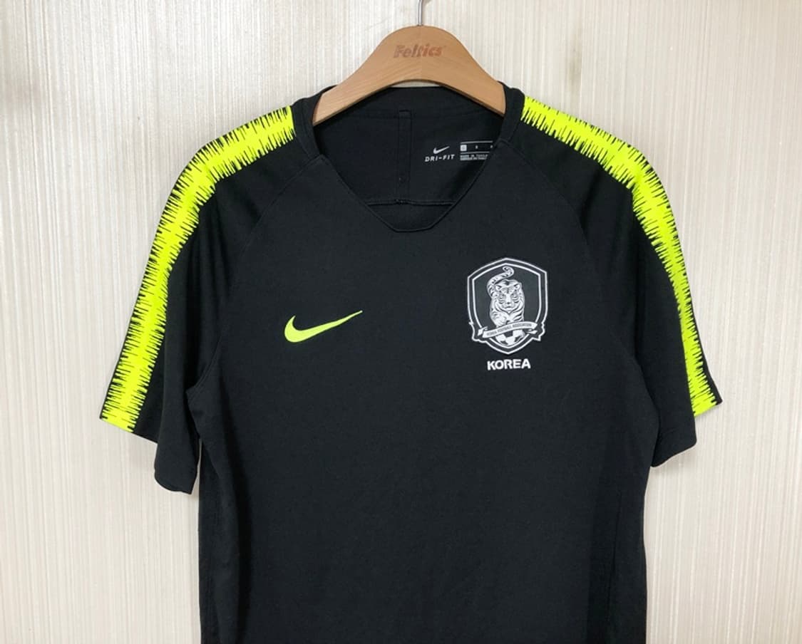 나이키국대 국대KOREA 18-20 축구국대 트레이닝탑 L(100) 상품이미지2