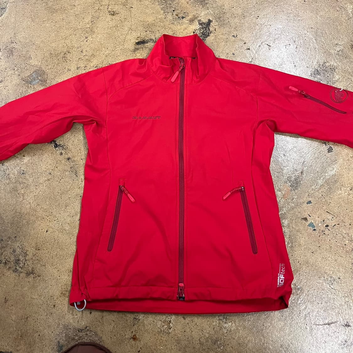 [정품/XS] 마무트 빨간색 바람막이 자켓 b10 상품이미지3
