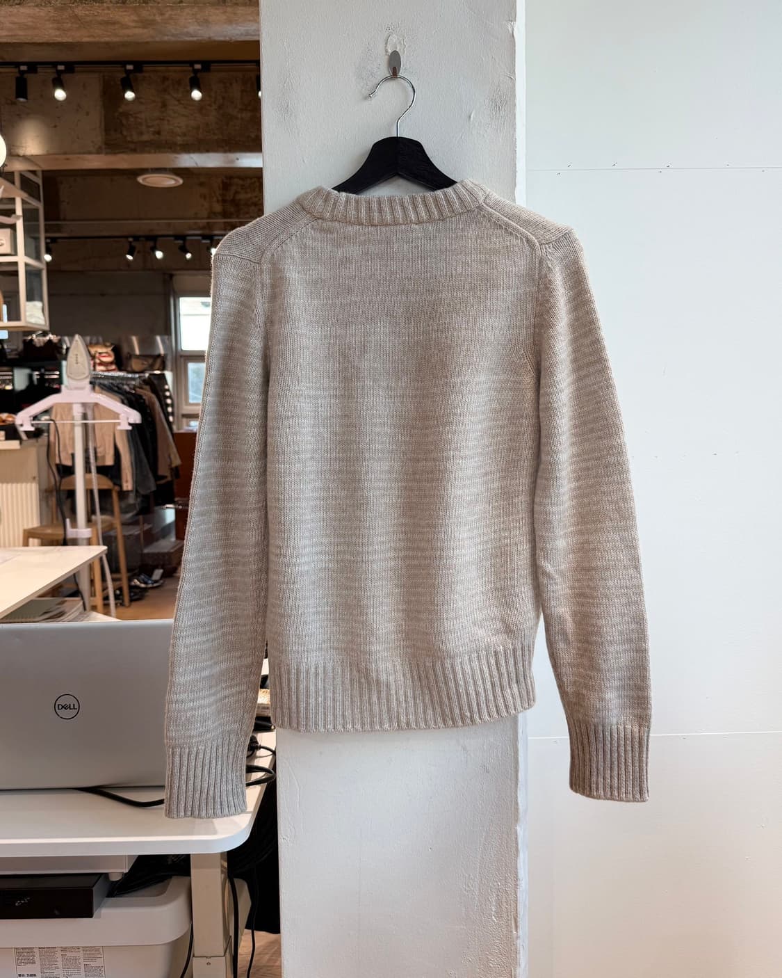 가니 베이지 버터플라이 그래픽 풀오버 니트 상품이미지7