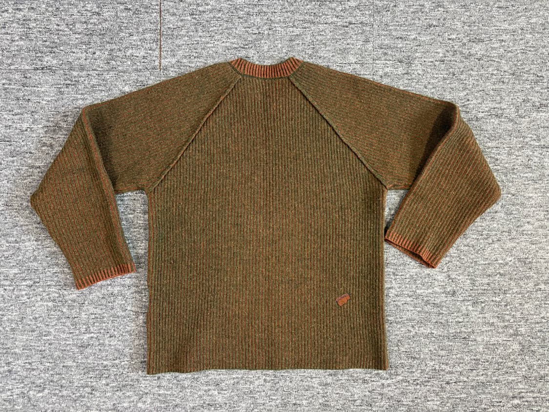 아더에러 니트 팝니다 상품이미지2