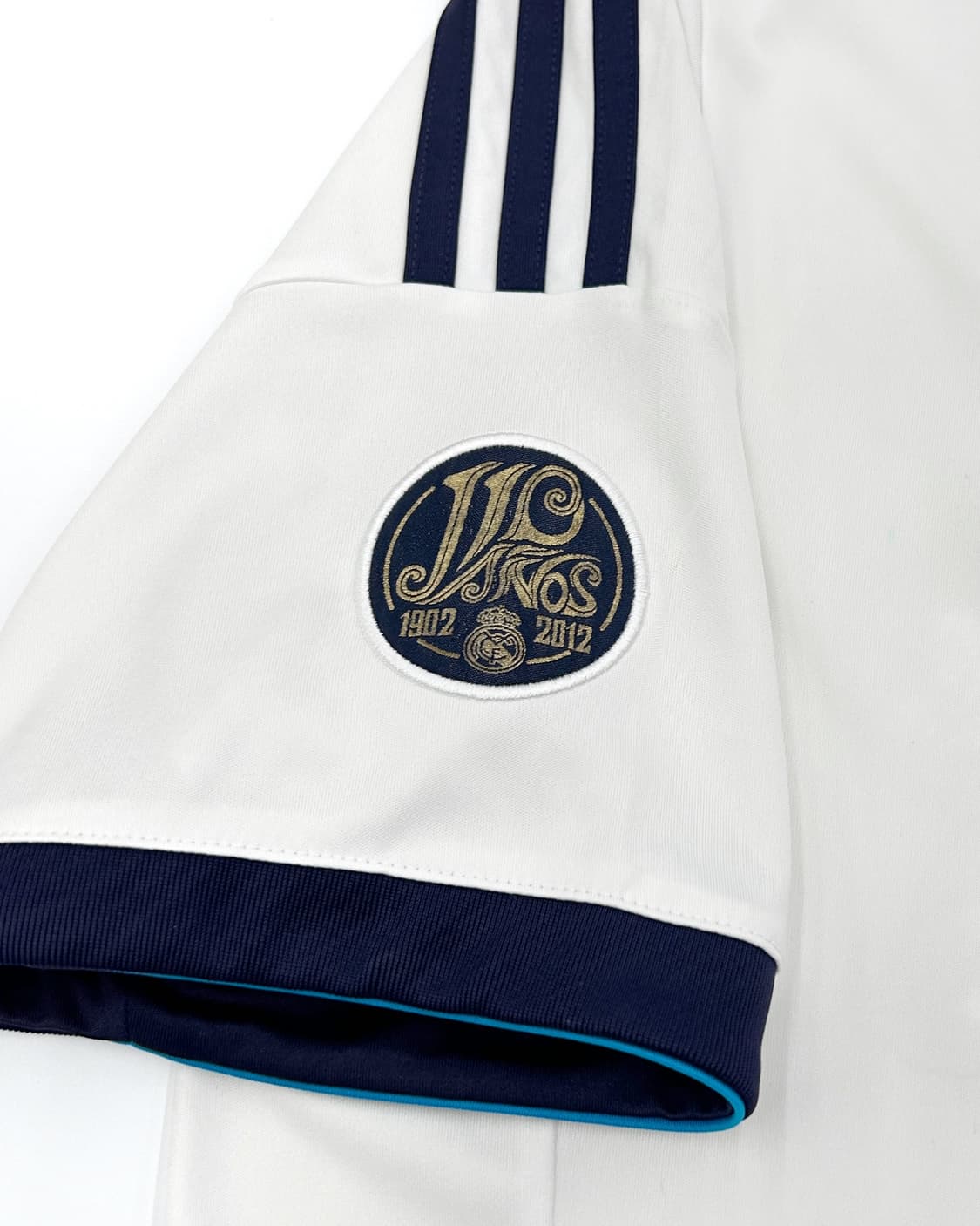 아디다스 12-13 레알 마드리드 110주년 홈 리그킷 모드리치 상품이미지5