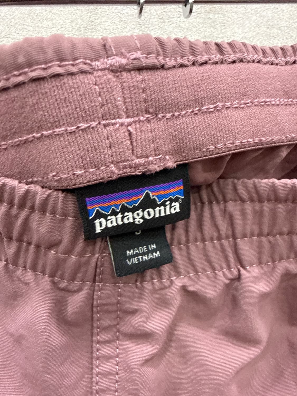 파타고니아 나일론 쇼츠, 톤다운 핑크 반바지 상품이미지3