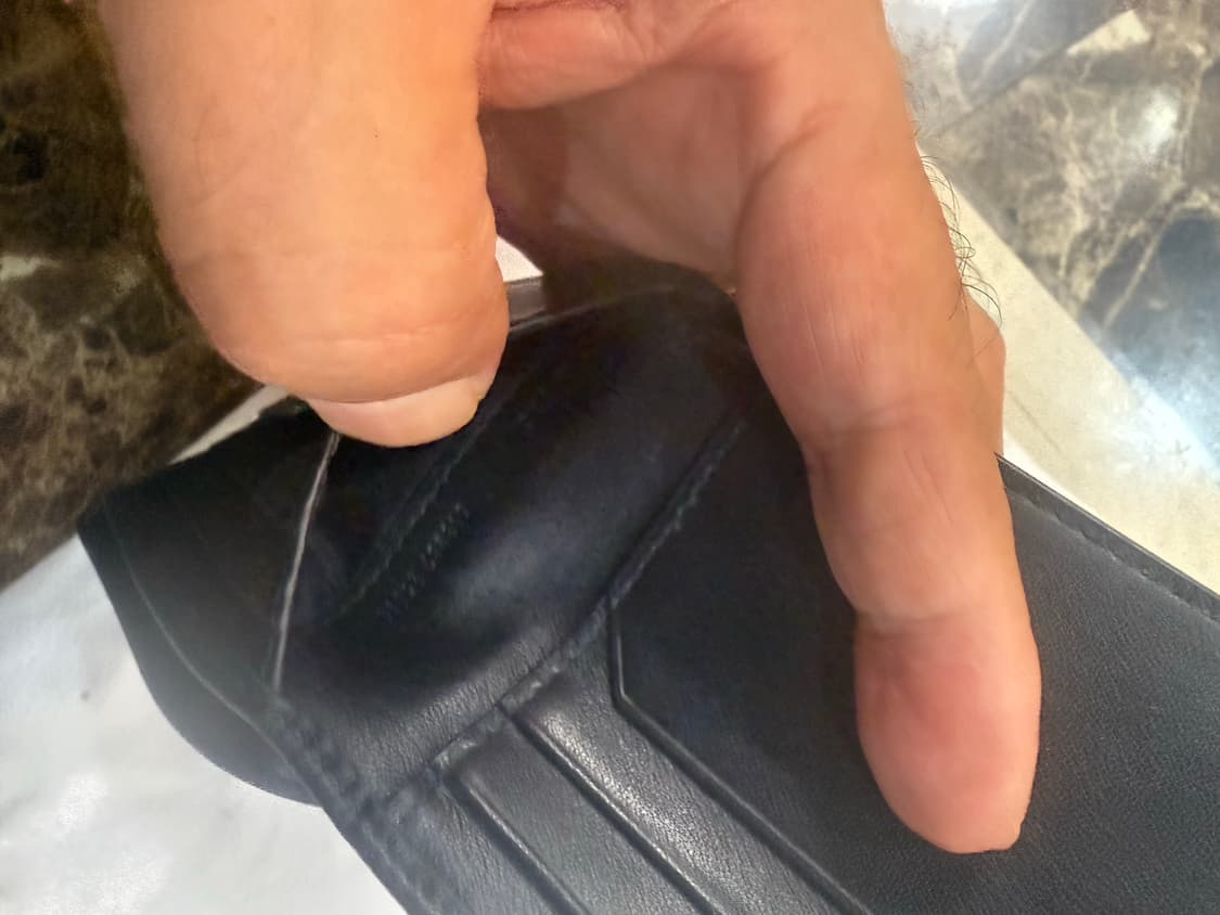정품 발리 반지갑 팝니다 상품이미지8
