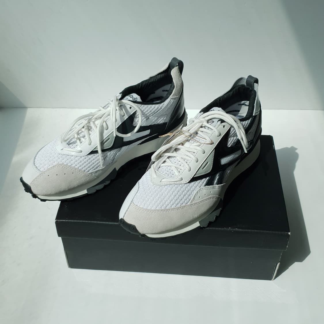 ENGINEERED GARMENTS x REEBOK
LX2200
 상품이미지7