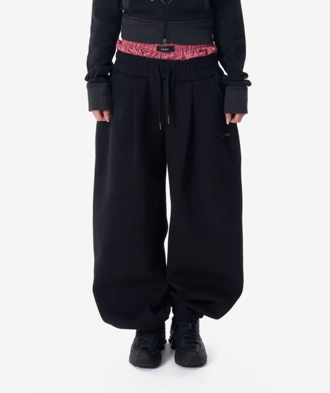 아캄 Laced CROS2 Patch 스웻팬츠 레이스 십자가 블랙 상품이미지2