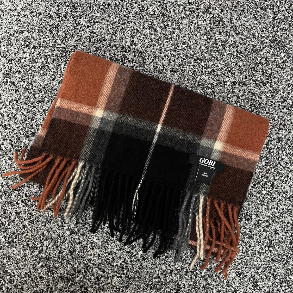 고비 GOBI 캐시미어 100 체크 머플러  상품이미지1