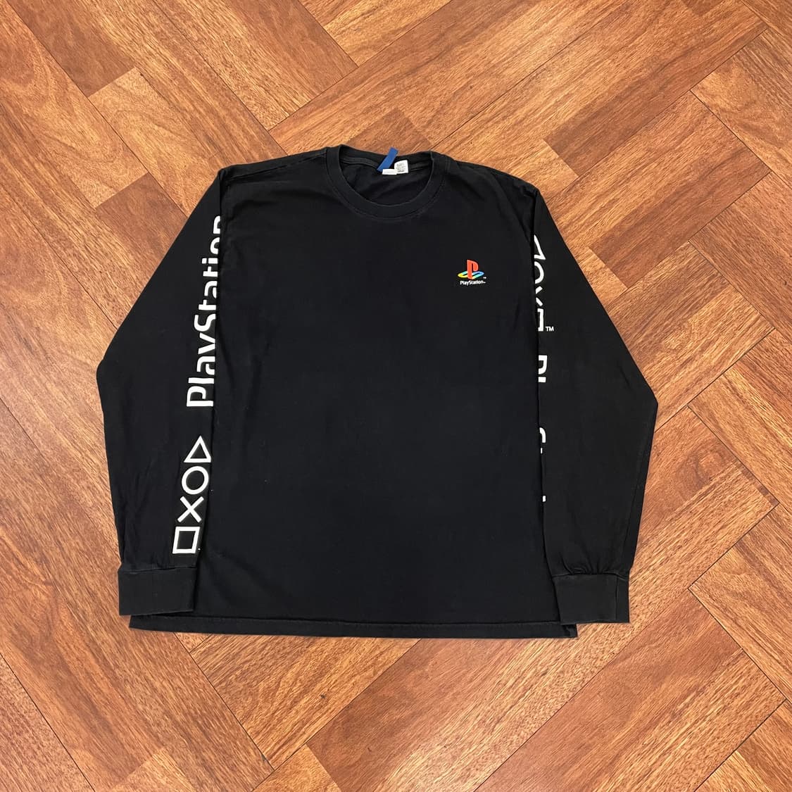 h&m 플레이스테이션 롱슬리브 상품이미지2