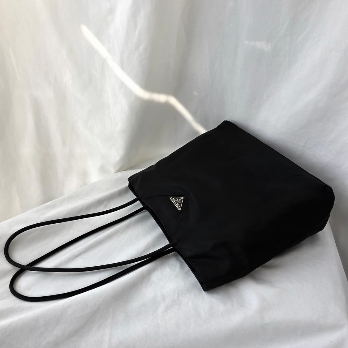 [정품 PRADA] 프라다 포코노 나일론 긴줄 숄더백 쇼퍼백 라지 상품이미지4