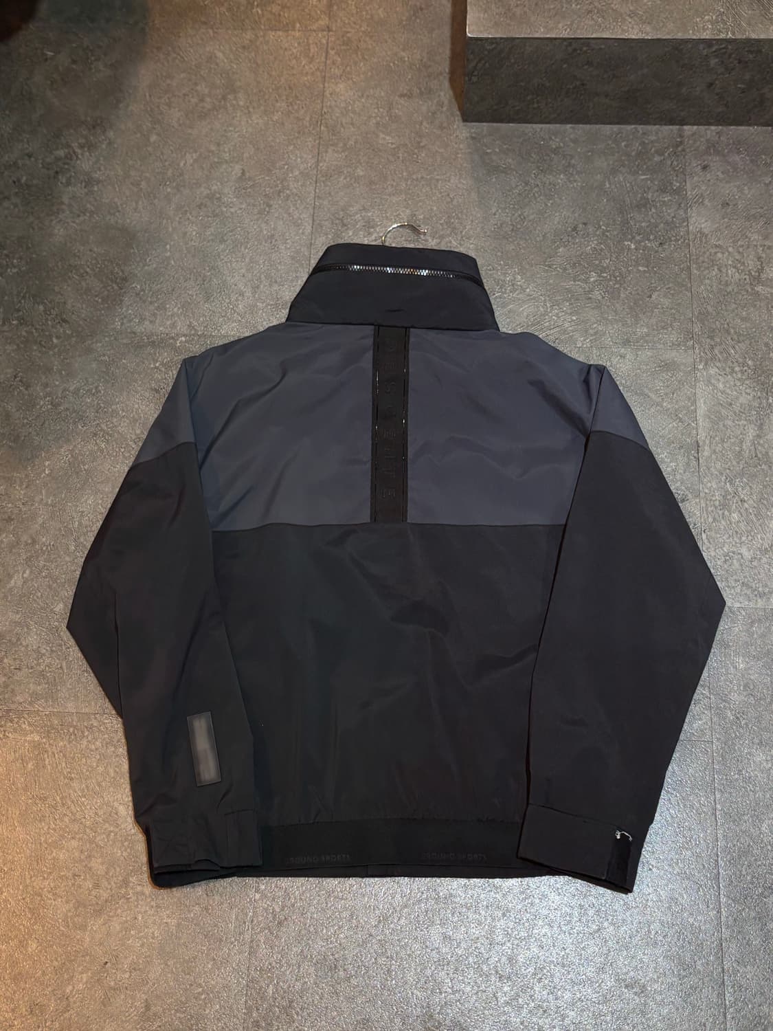 데상트 여성 바람막이 자켓 S사이즈 상품이미지3