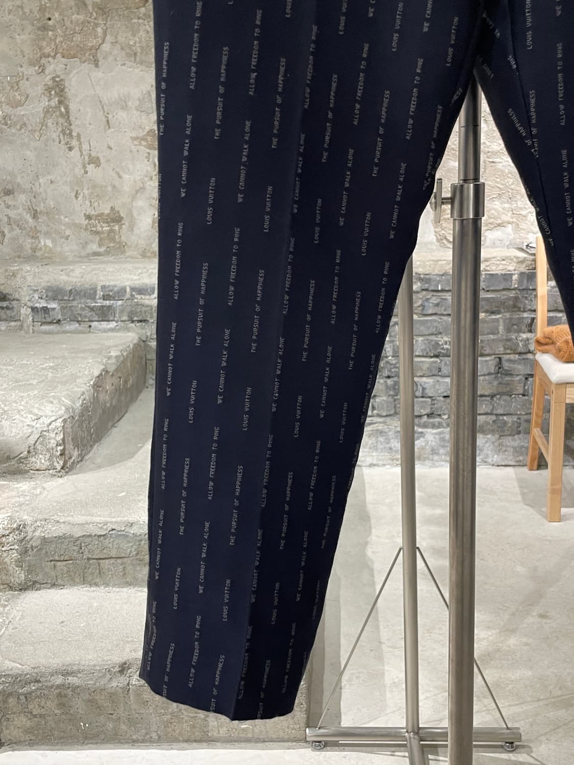 루이비통 다크 네이비 자카드 울 실크 슬랙스 상품이미지4