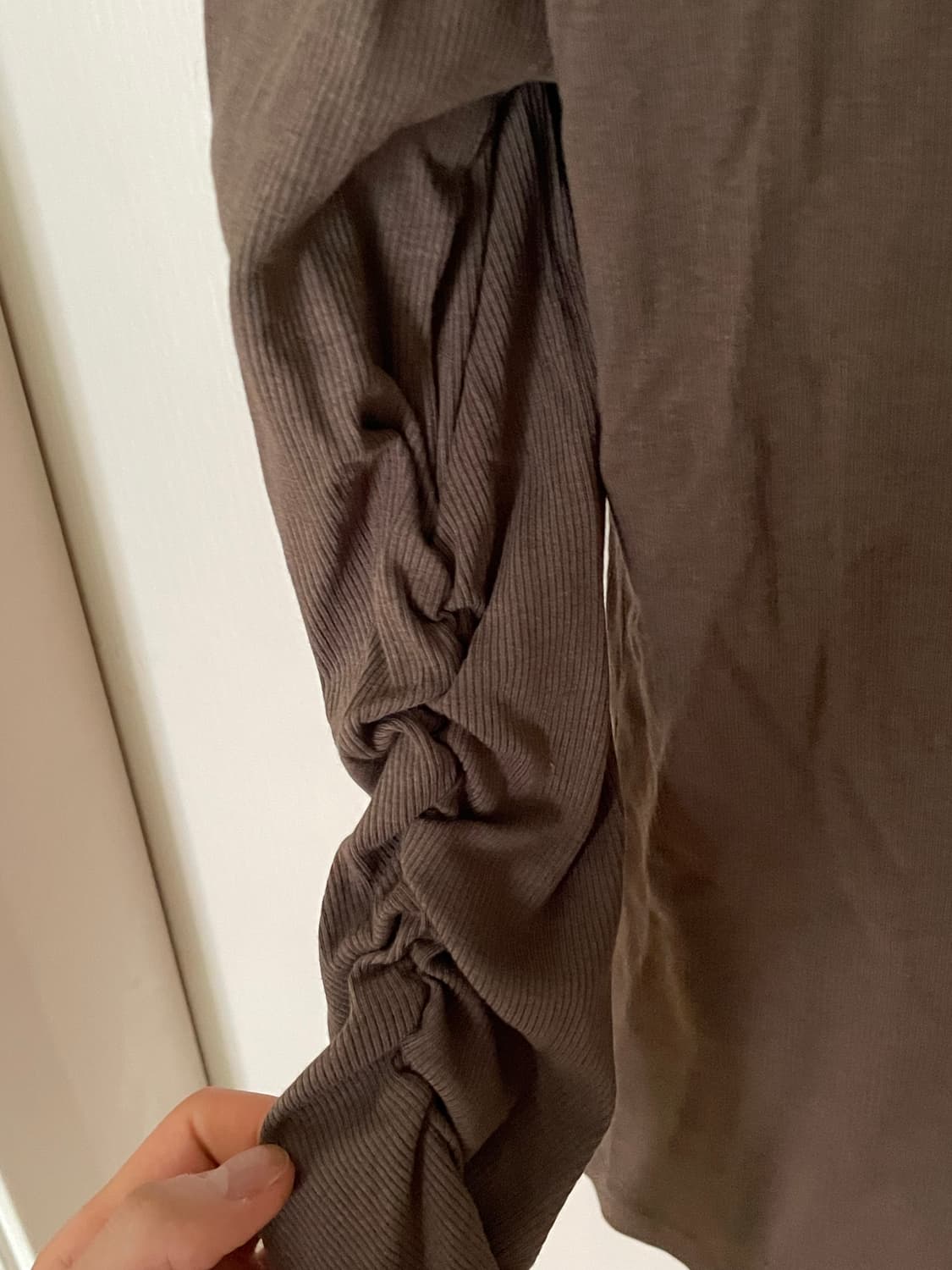 Bevan up - 3D cut pleated hooded shirt 상품이미지7