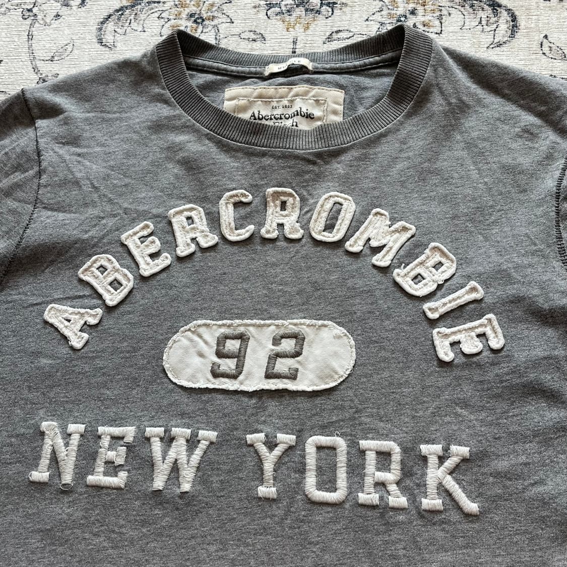 아베크롬비 스펠아웃 로고 티셔츠 상품이미지3