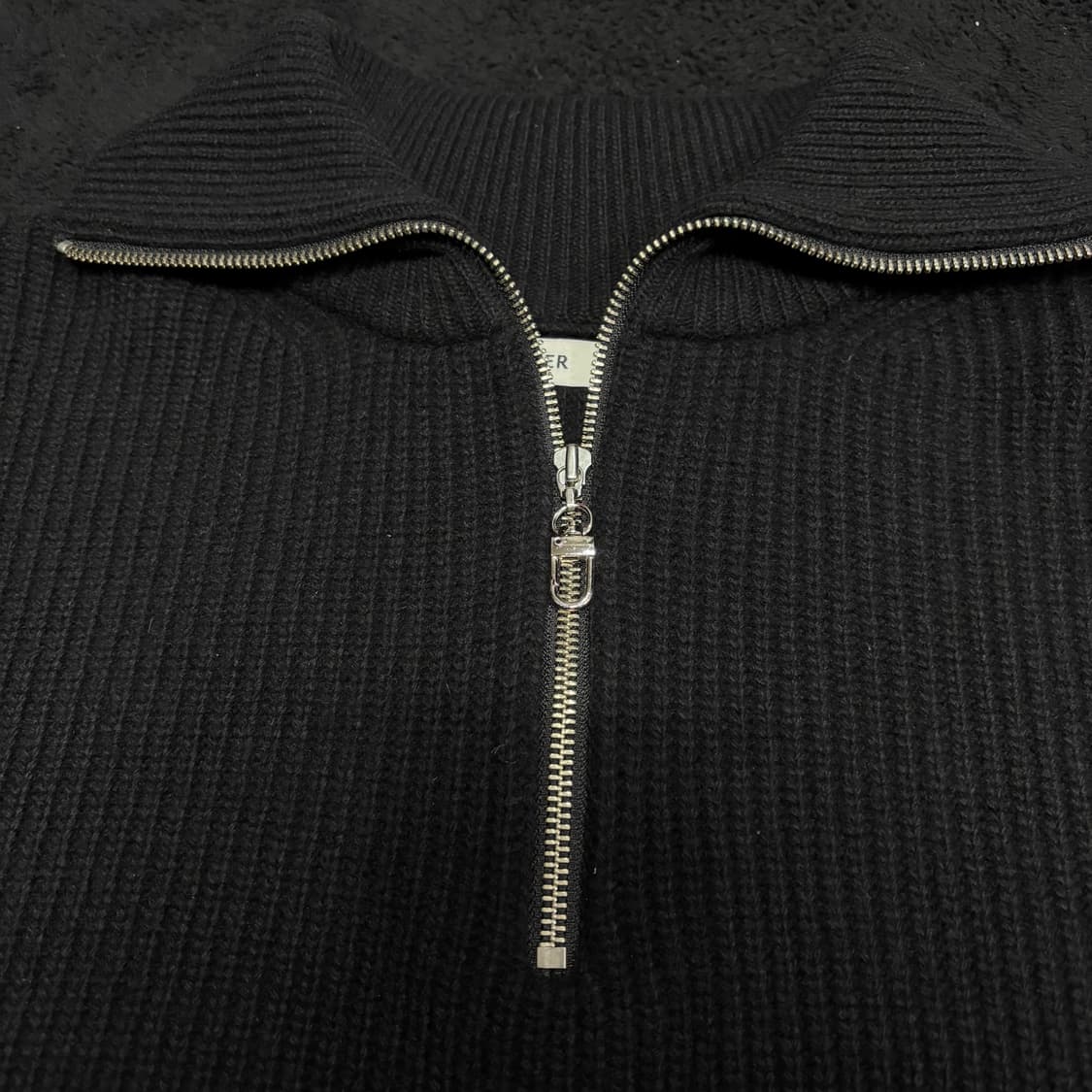M 벨리에 BELIER 블랙 캐시미어 하프집업 니트 상품이미지4