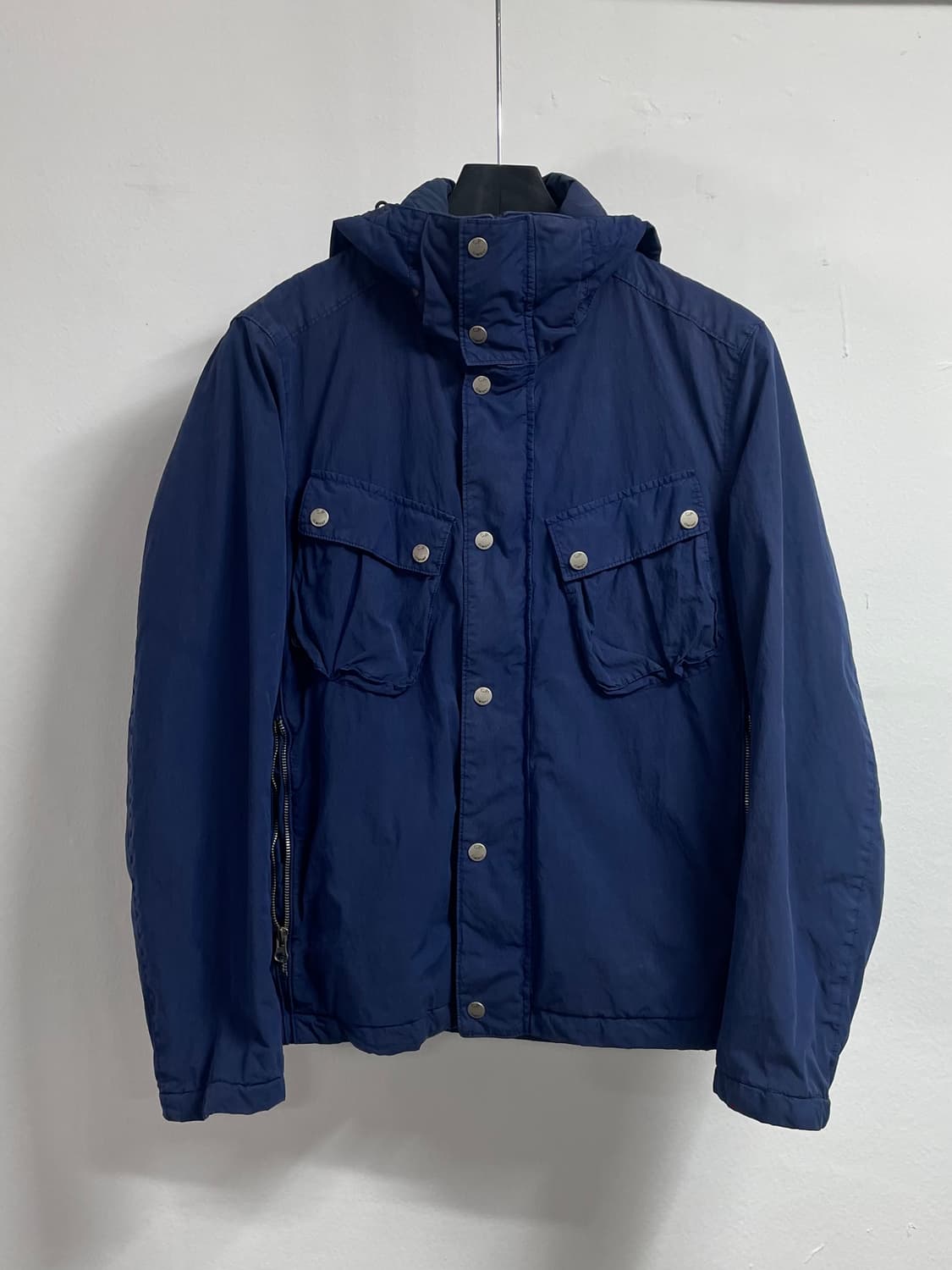  CP컴퍼니 가먼트다잉 렌즈 누빔 후디 자켓 (on.93) 상품이미지1