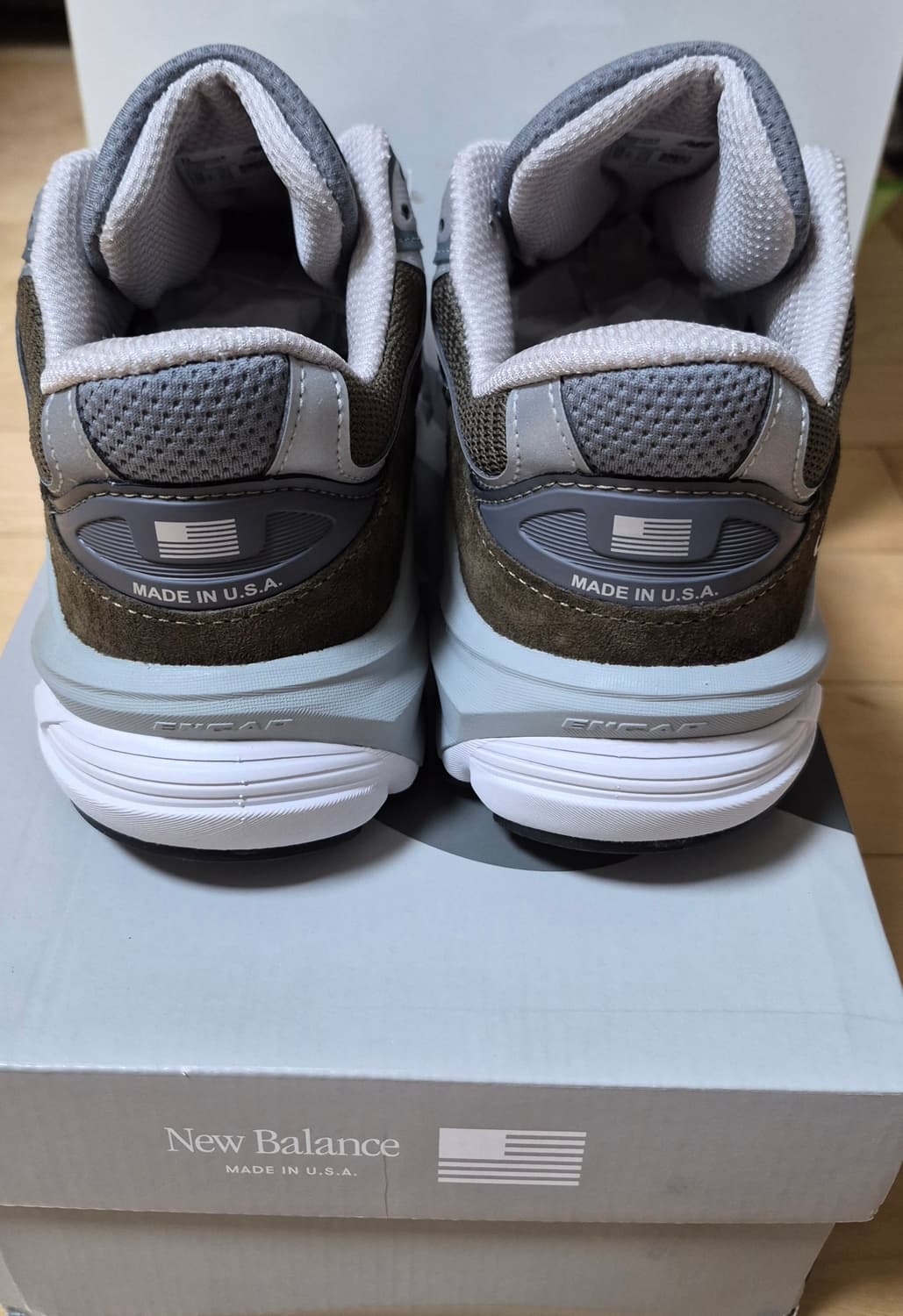 (새상품)뉴발란스 990V6 270 상품이미지4
