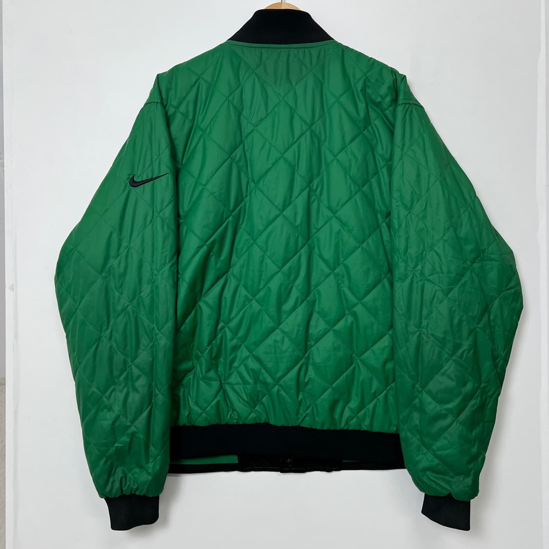 나이키 X NBA 셀틱스 리버시블 사틴 자켓 상품이미지8