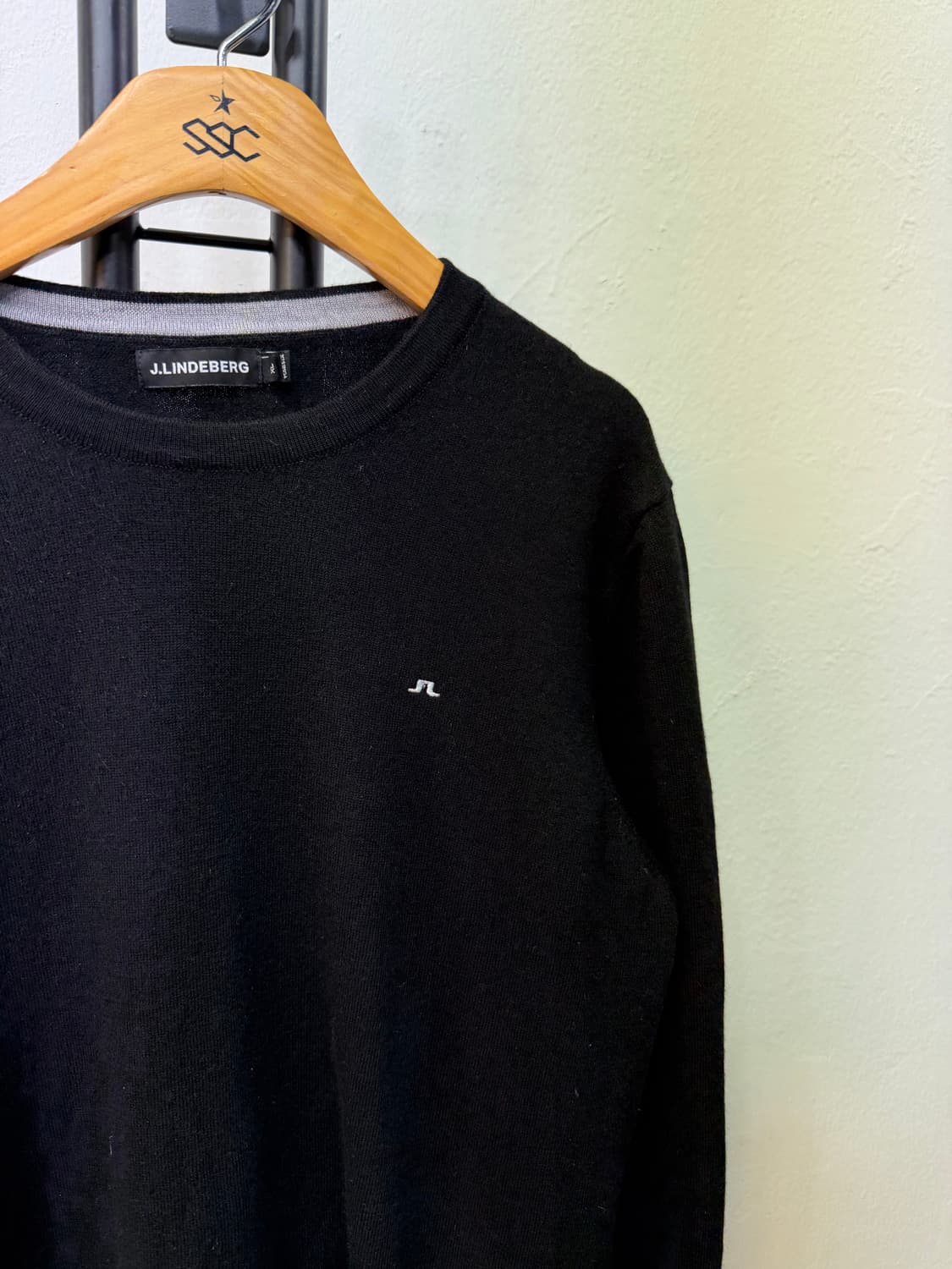 정품) 제이린드버그 남성 블랙 니트 스웨터 XL 상품이미지4