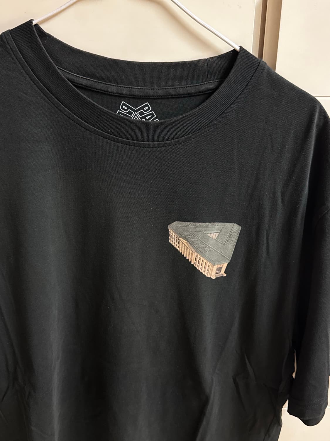 팔라스 18ss 반팔 블랙 L 상품이미지2