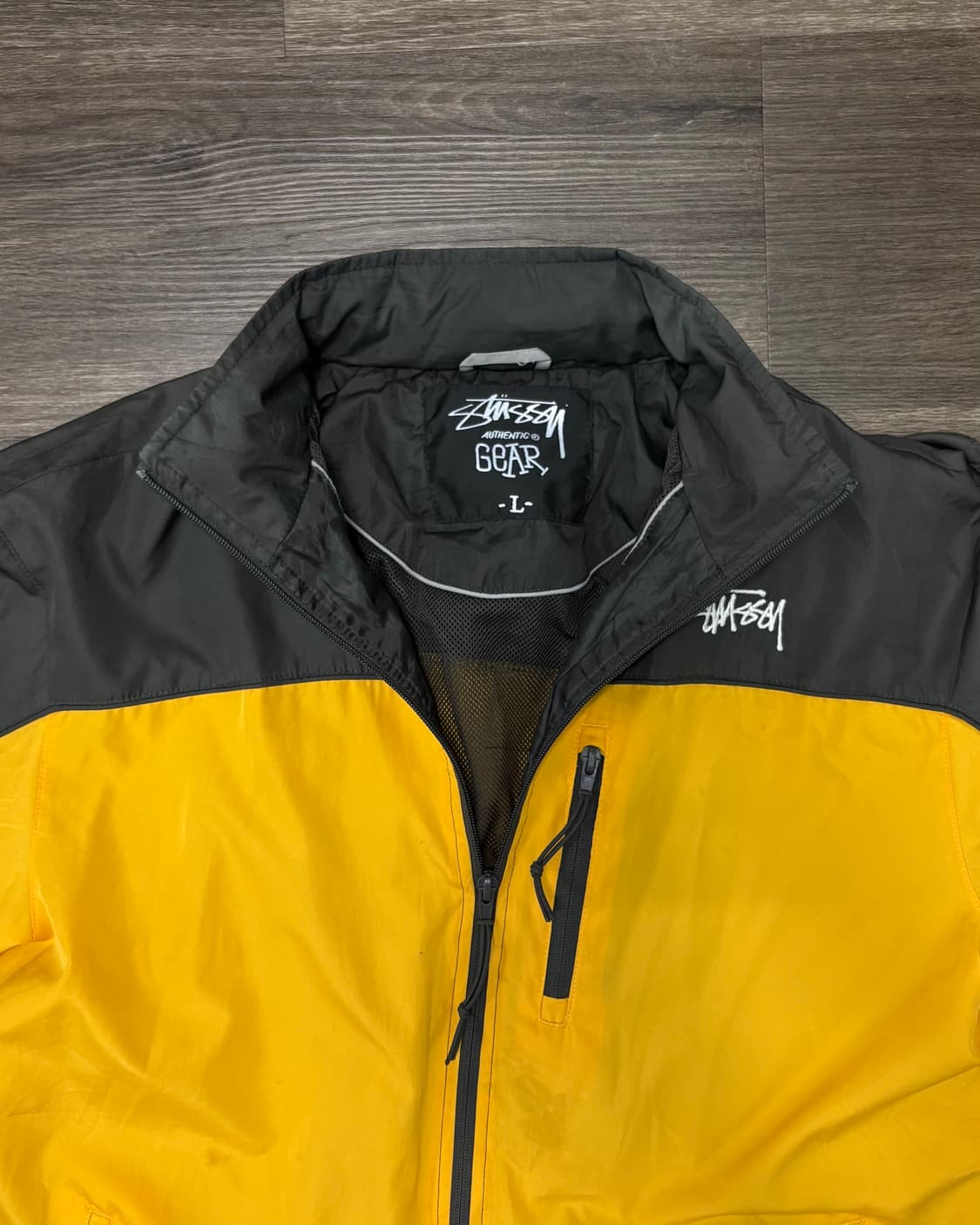 스투시 바람막이 (L size) 상품이미지4