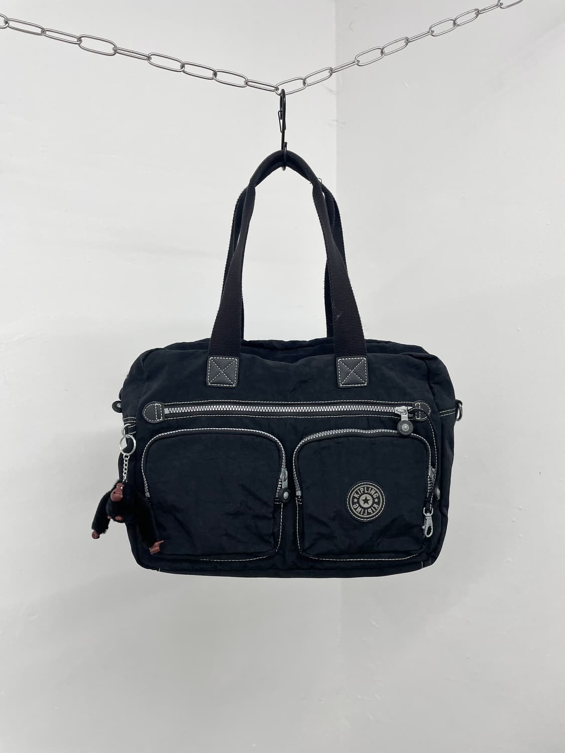 키플링 블랙 지퍼 포켓 숄더백  상품이미지5