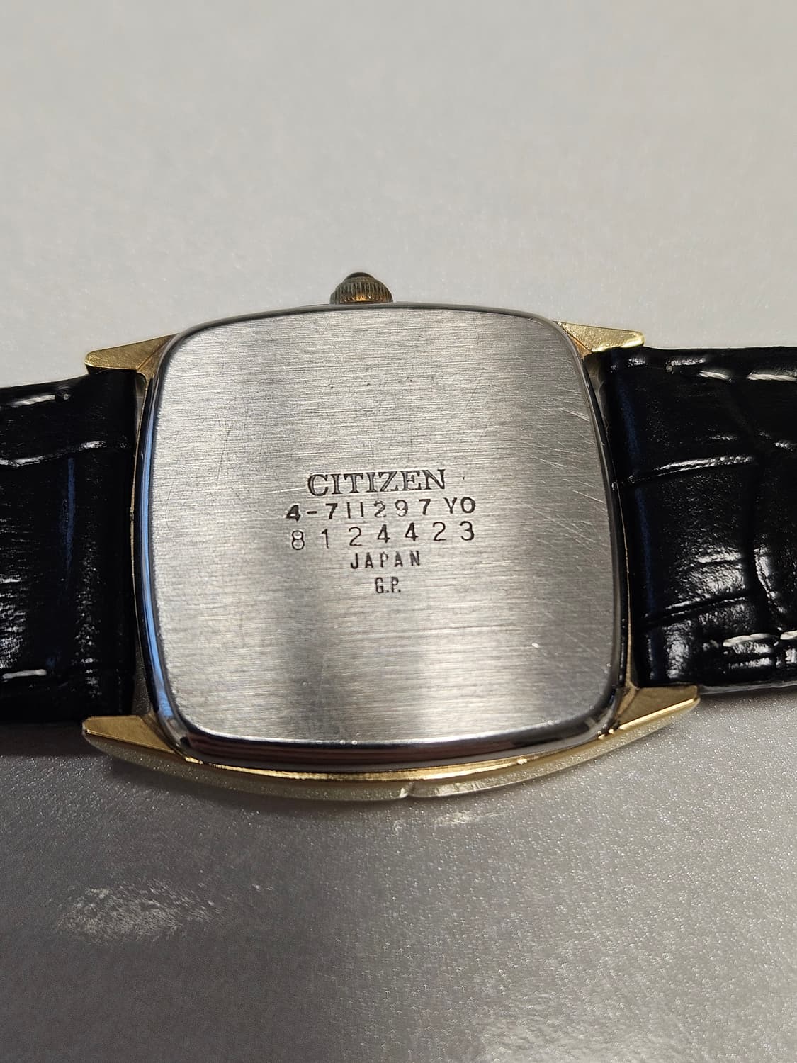 시티즌 빈티지 쿼츠 금장 드레스 가죽 시계 상품이미지8