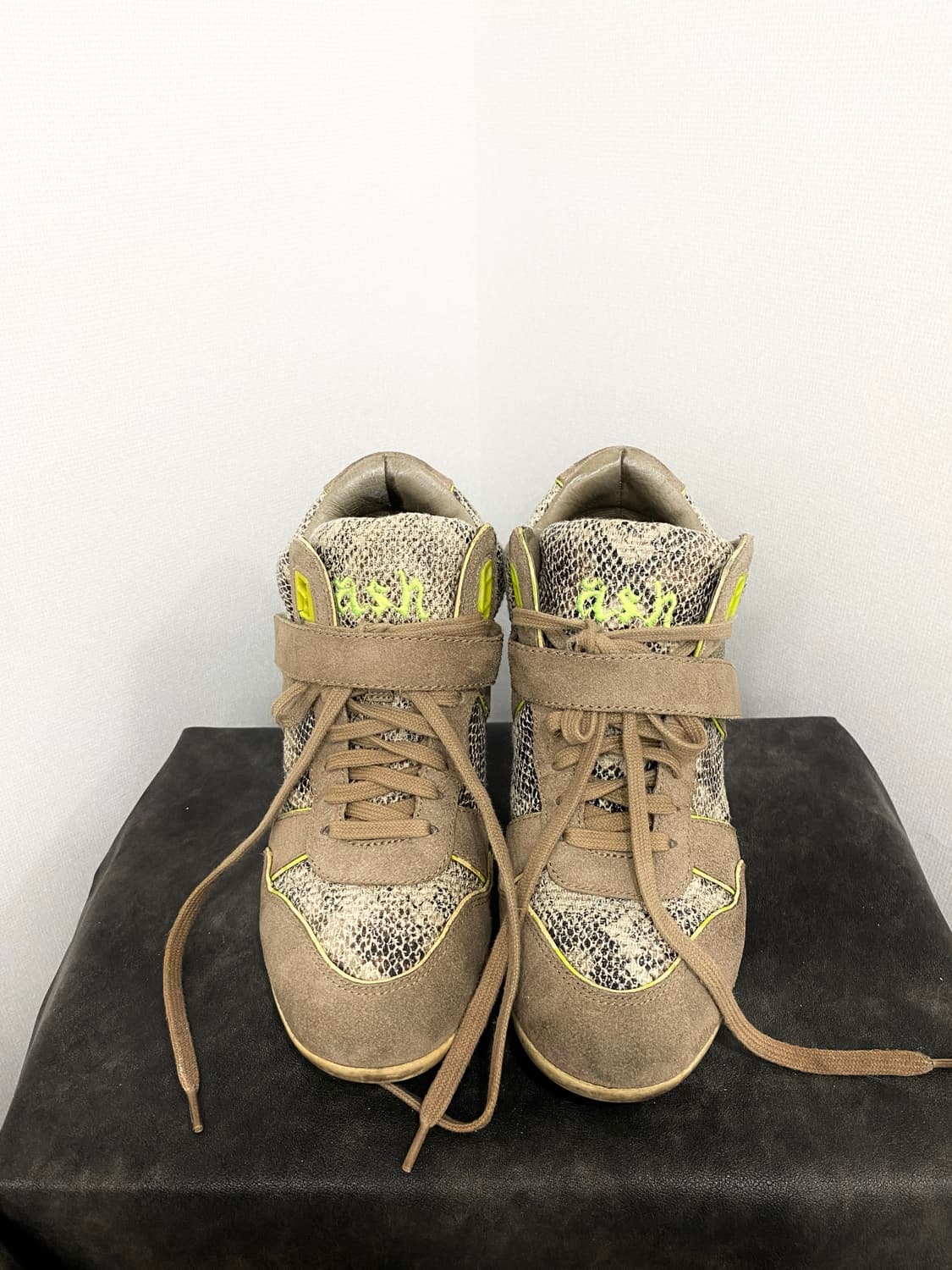 Ash Snake Skin Studded Wedge Sneakers 상품이미지2