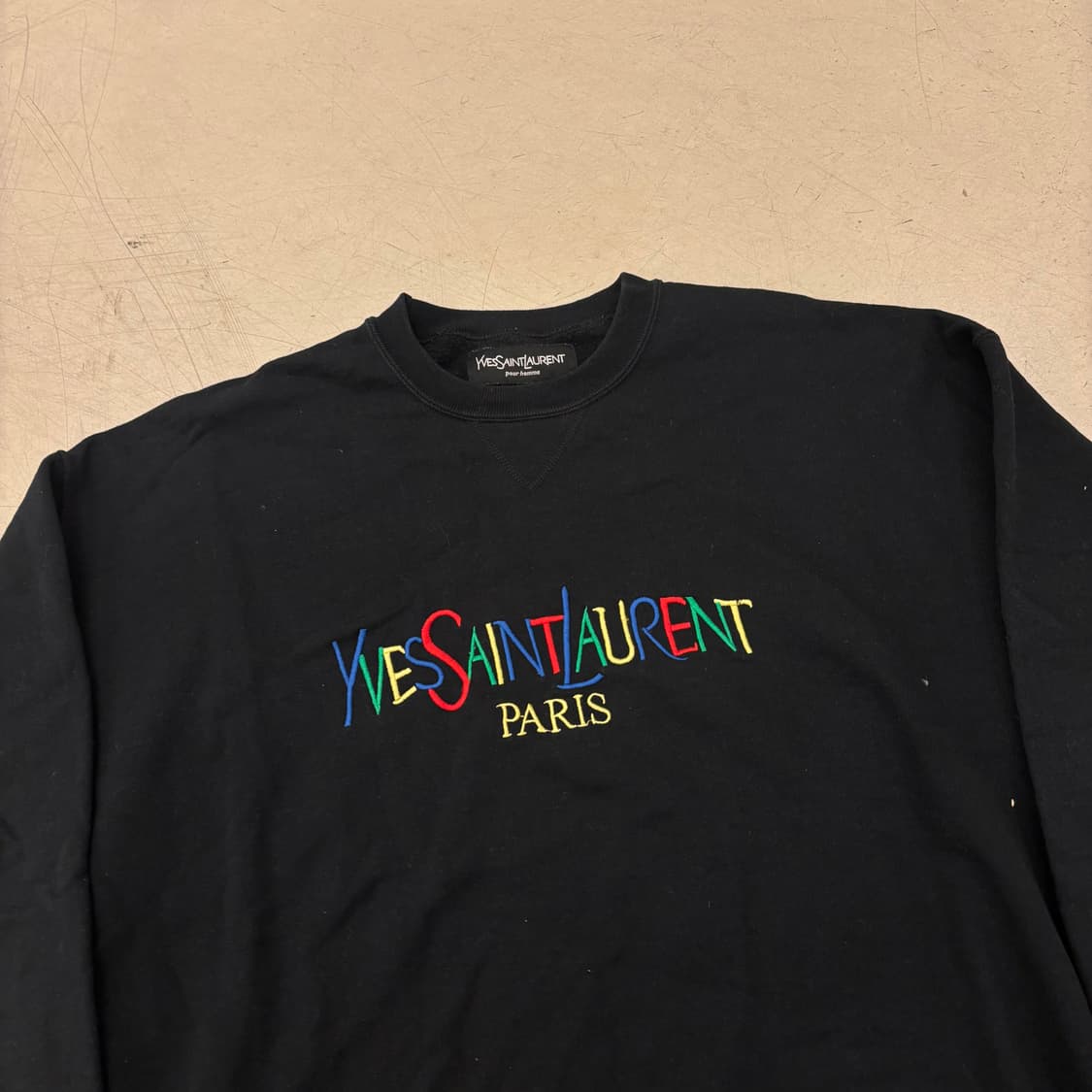 입생로랑 올드스쿨 컬러 빅로고 맨투맨 상품이미지2