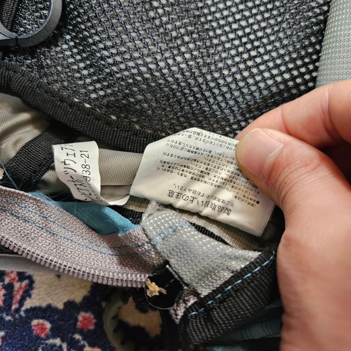 컬럼비아 MORTON 13리터 에메랄드 실버 경량 백팩 상품이미지8