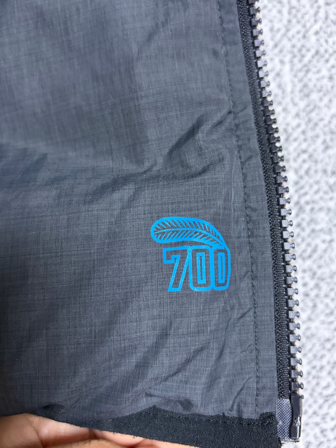 나이키 올드스쿨 700 패딩조끼  상품이미지5