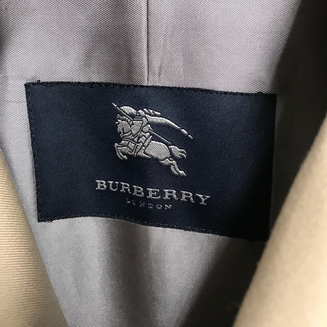 버버리 트렌치 코트 베이지 36R 상품이미지4