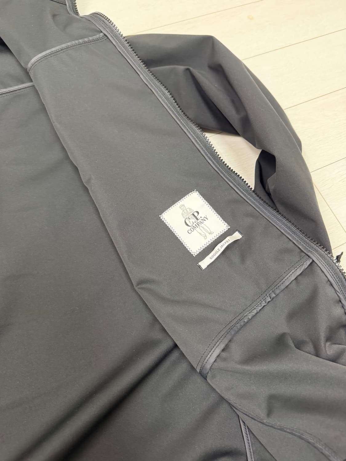 p컴퍼니  CP SHELL - R  54 사이즈  사진 찍고 절대 안입습 상품이미지4