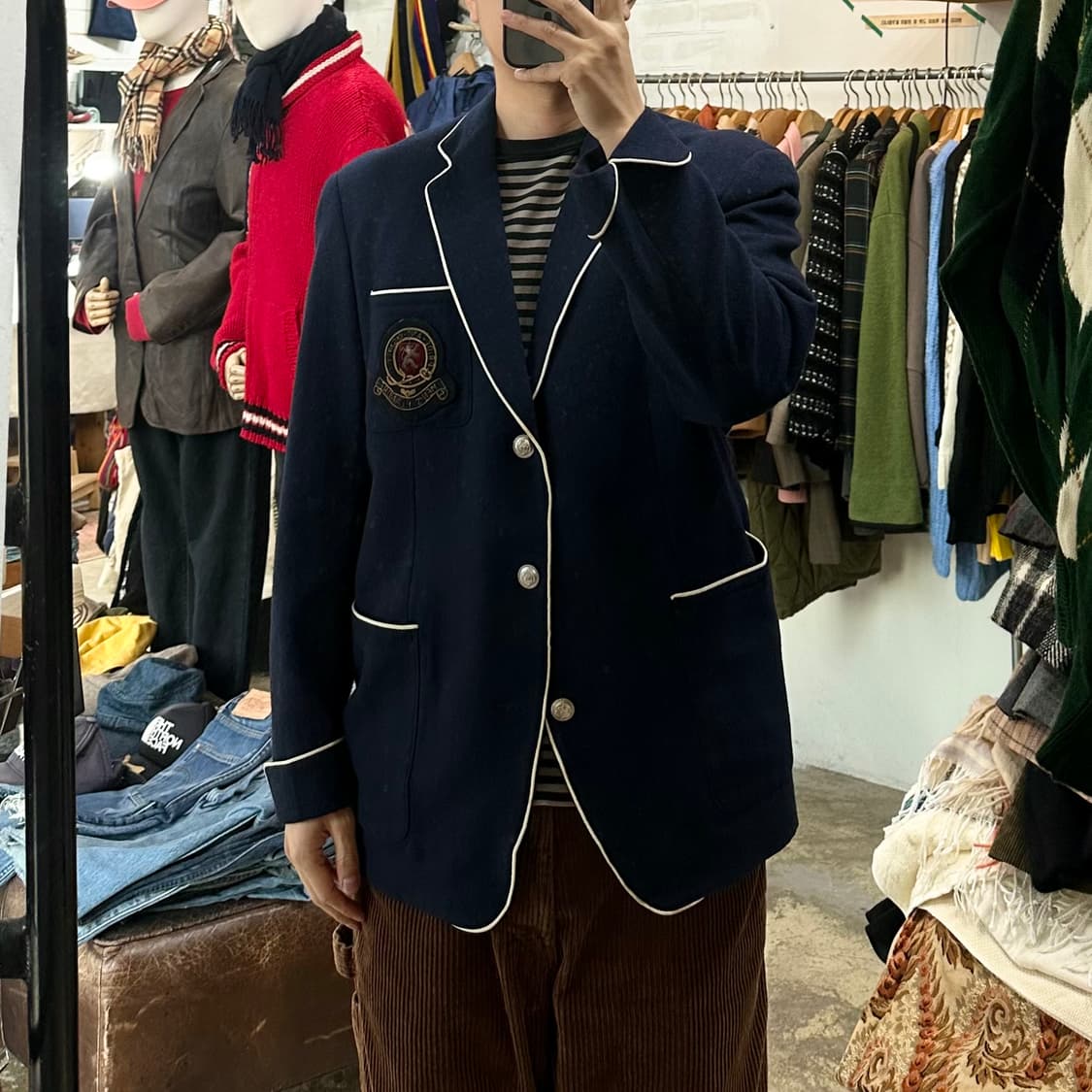 (착용컷) MEN'S FLANDRE 파이핑 블레이져 (남성용 100) 상품이미지3