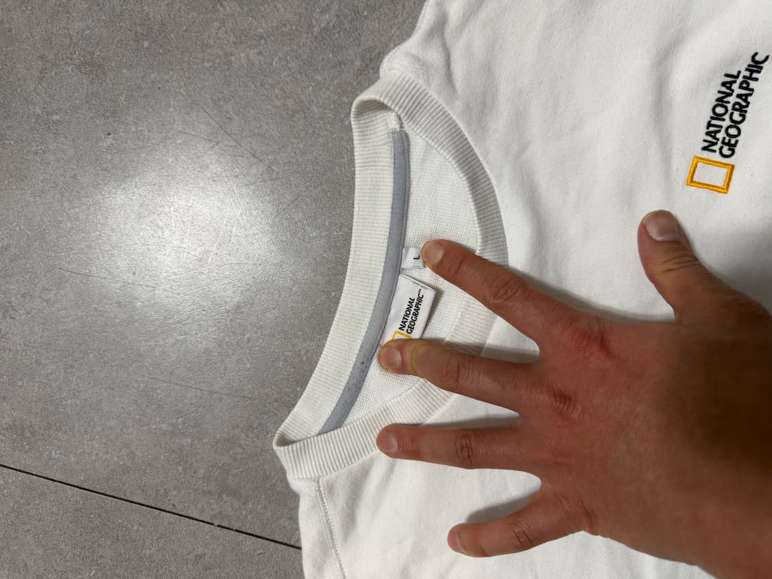  내셔널지오그래픽 화이트컬러 스웻셔츠 티셔츠 100size     상품이미지3