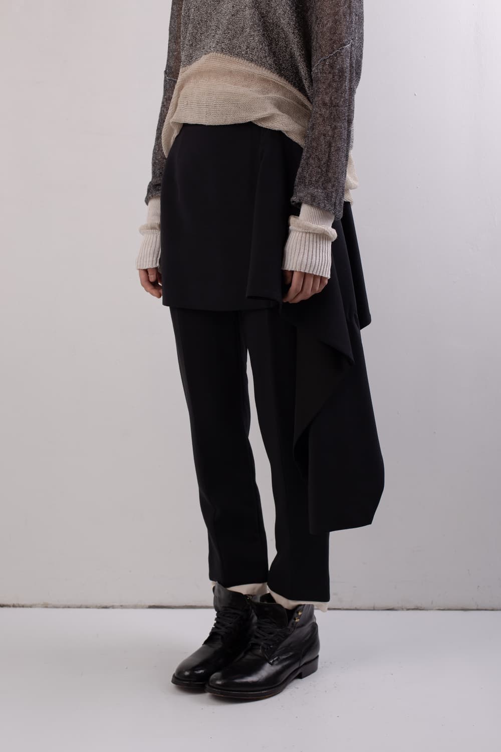 ALEXANDER MCQUEEN HYBRID TROUSERS 상품이미지1