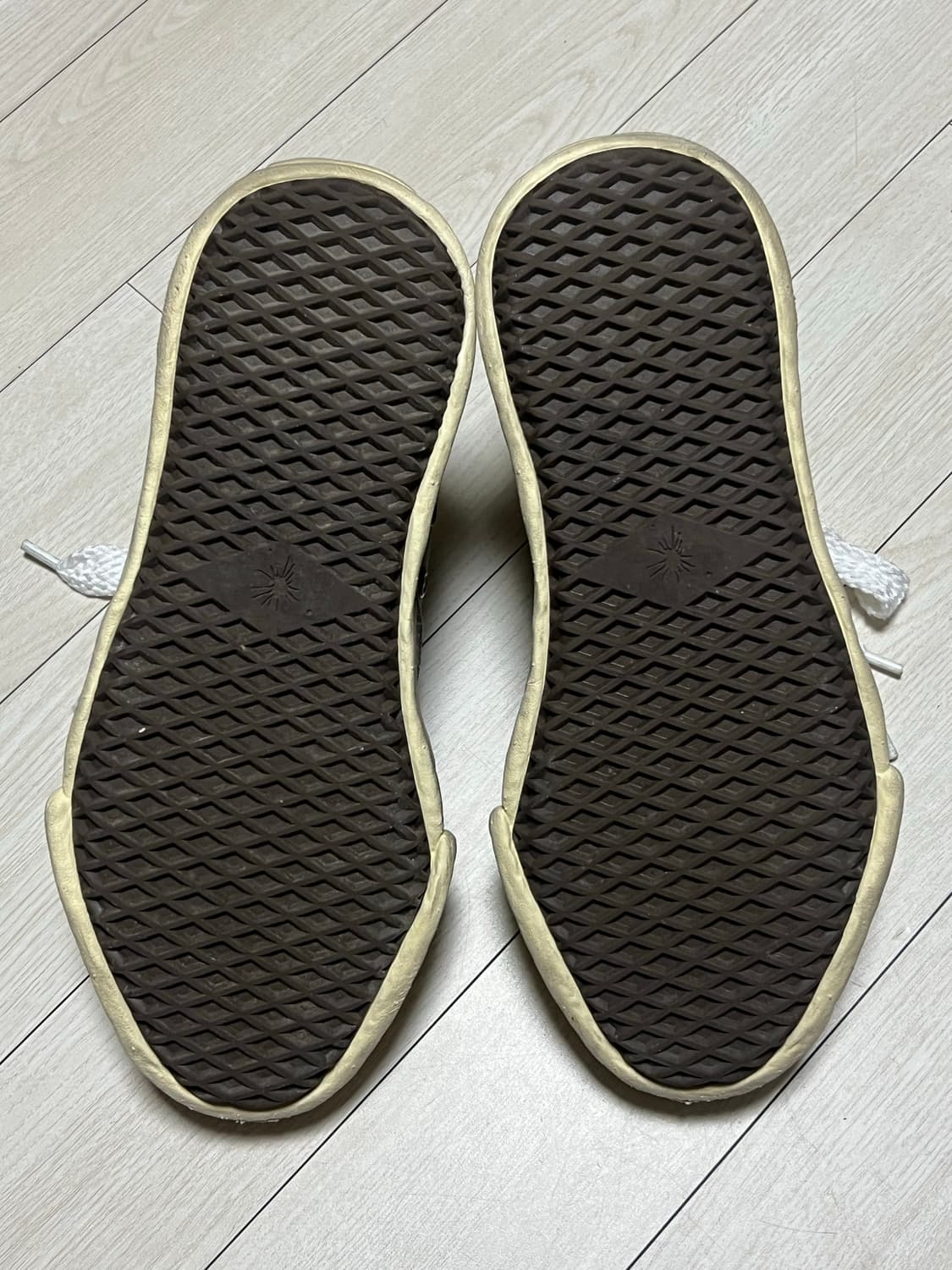 메종 미하라 야스히로 피터슨 OG 솔 DR 캔버스 로우탑 화이트 40 상품이미지6