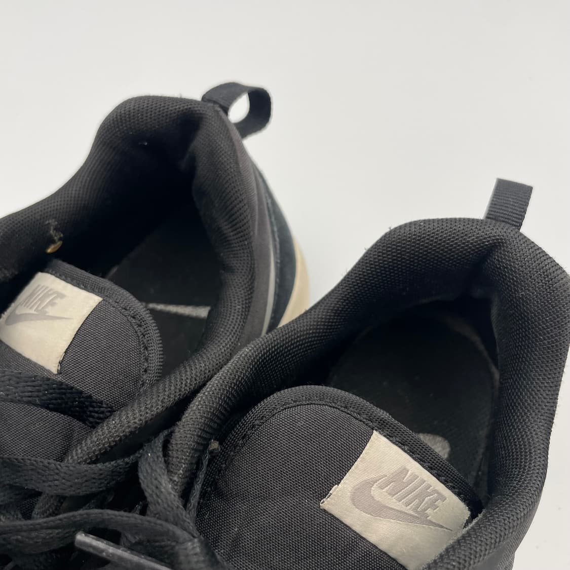 나이키 블랙 남성 스니커즈 255 상품이미지3