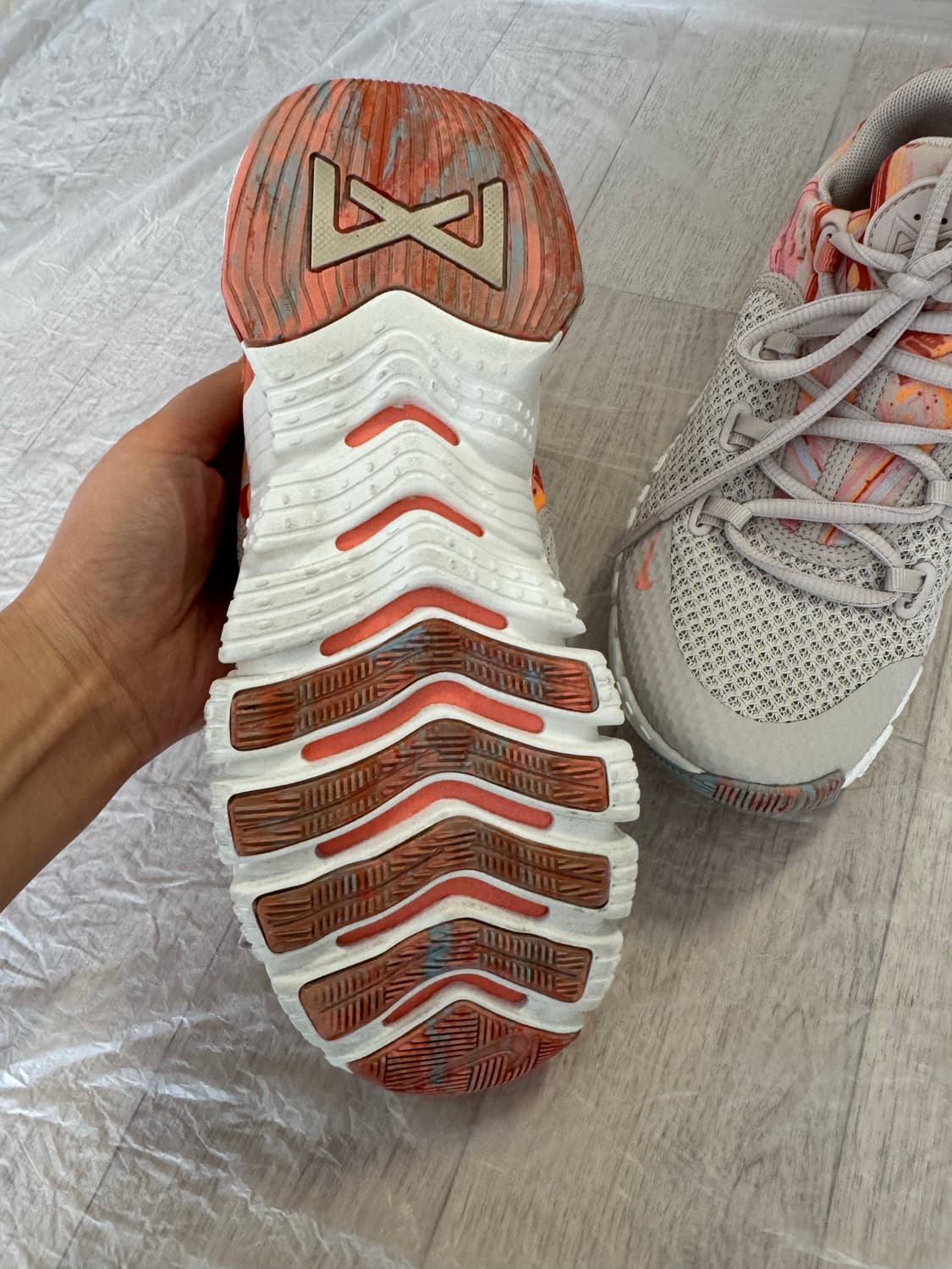 나이키 트레이닝화 240 DJ3075  상품이미지2