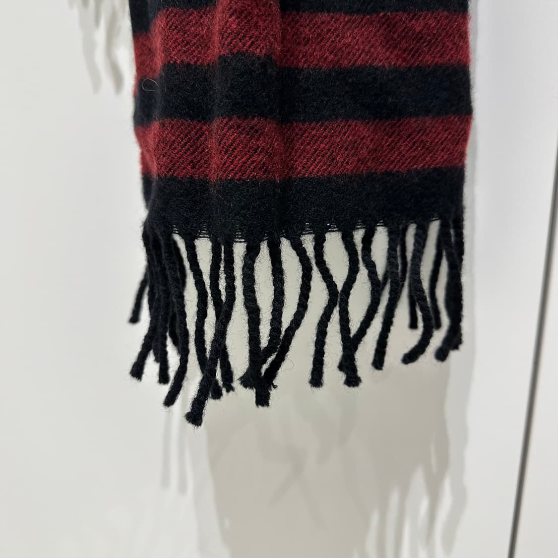 생로랑 스트라이프 머플러 상품이미지5