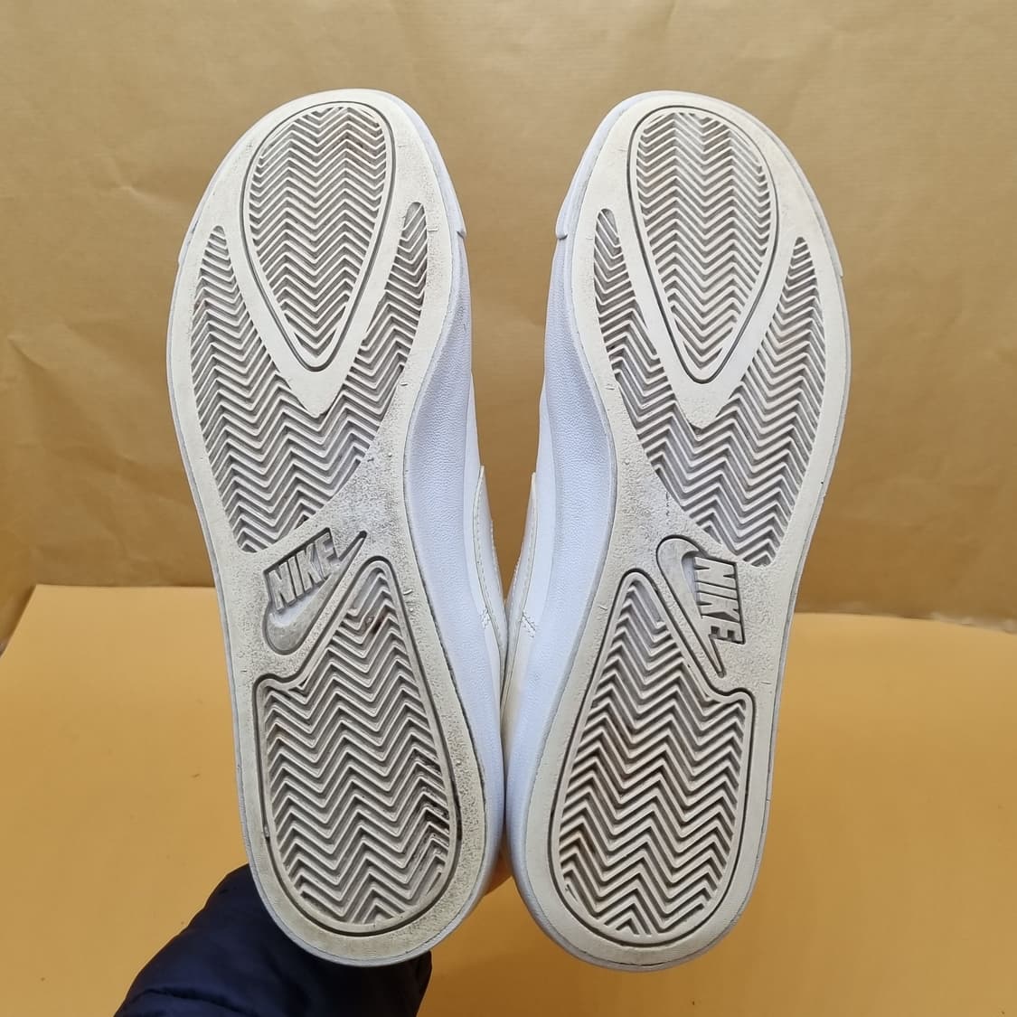 나이키 코트 로얄 AC 남성스니커즈275. 상품이미지3