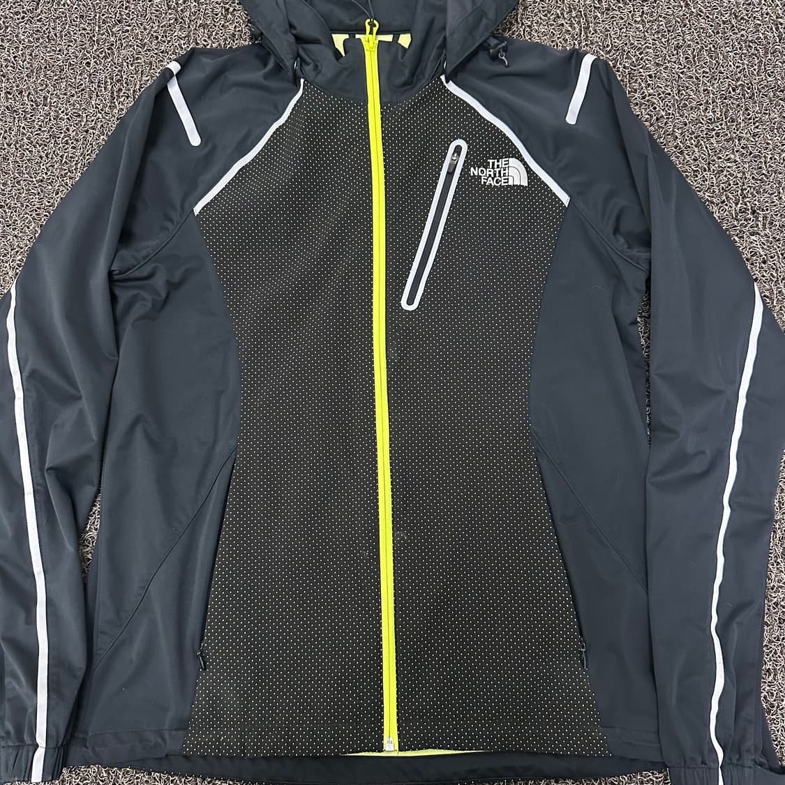 노스페이스 경량 바람막이 자켓 95(M) 상품이미지3
