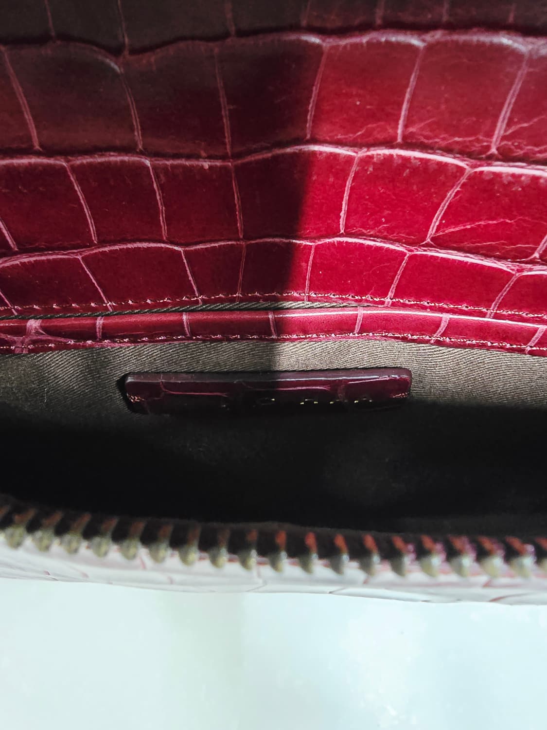 미샤 와인색 크로커다일 클러치 가방 + 태슬 상품이미지3