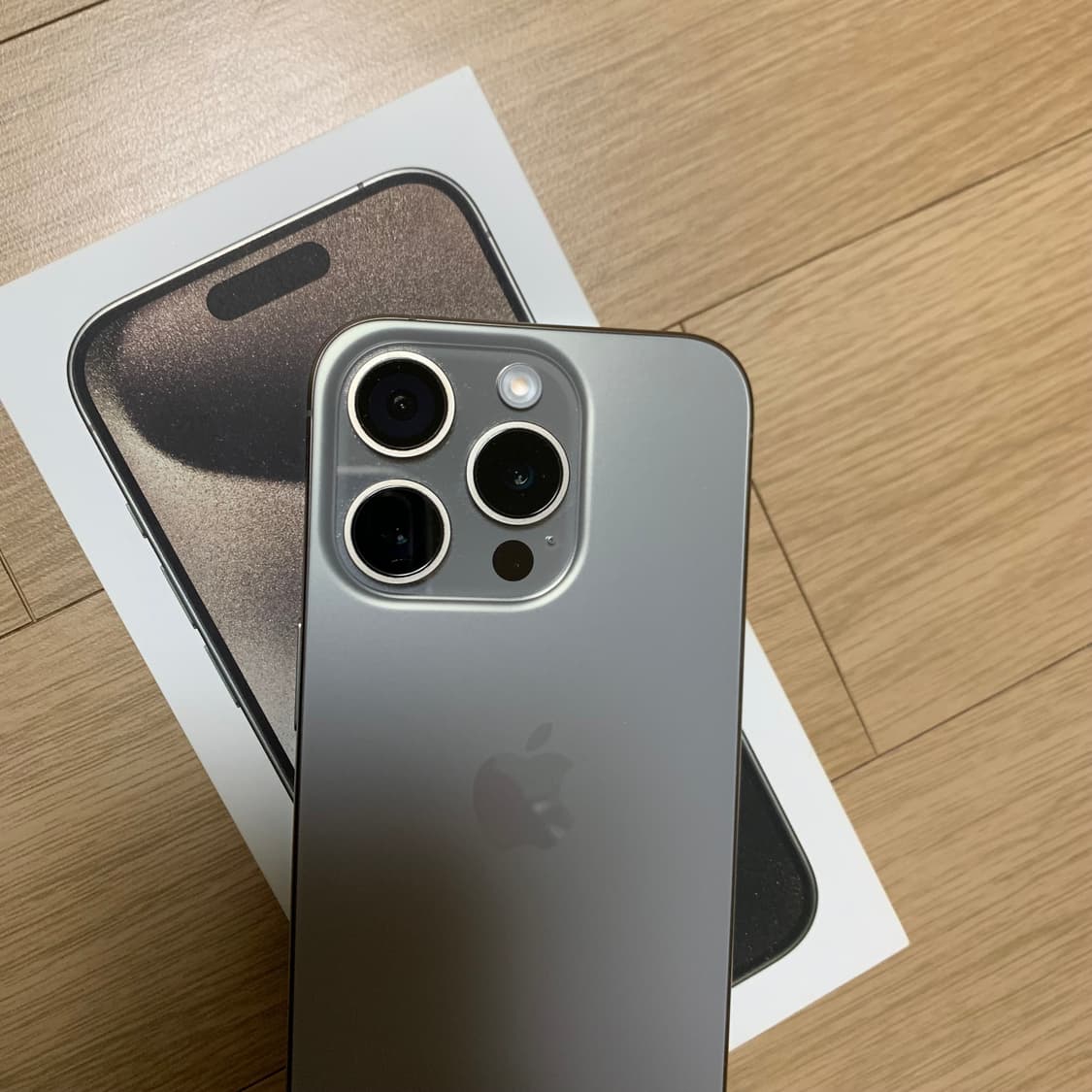아이폰15프로 128 상품이미지2