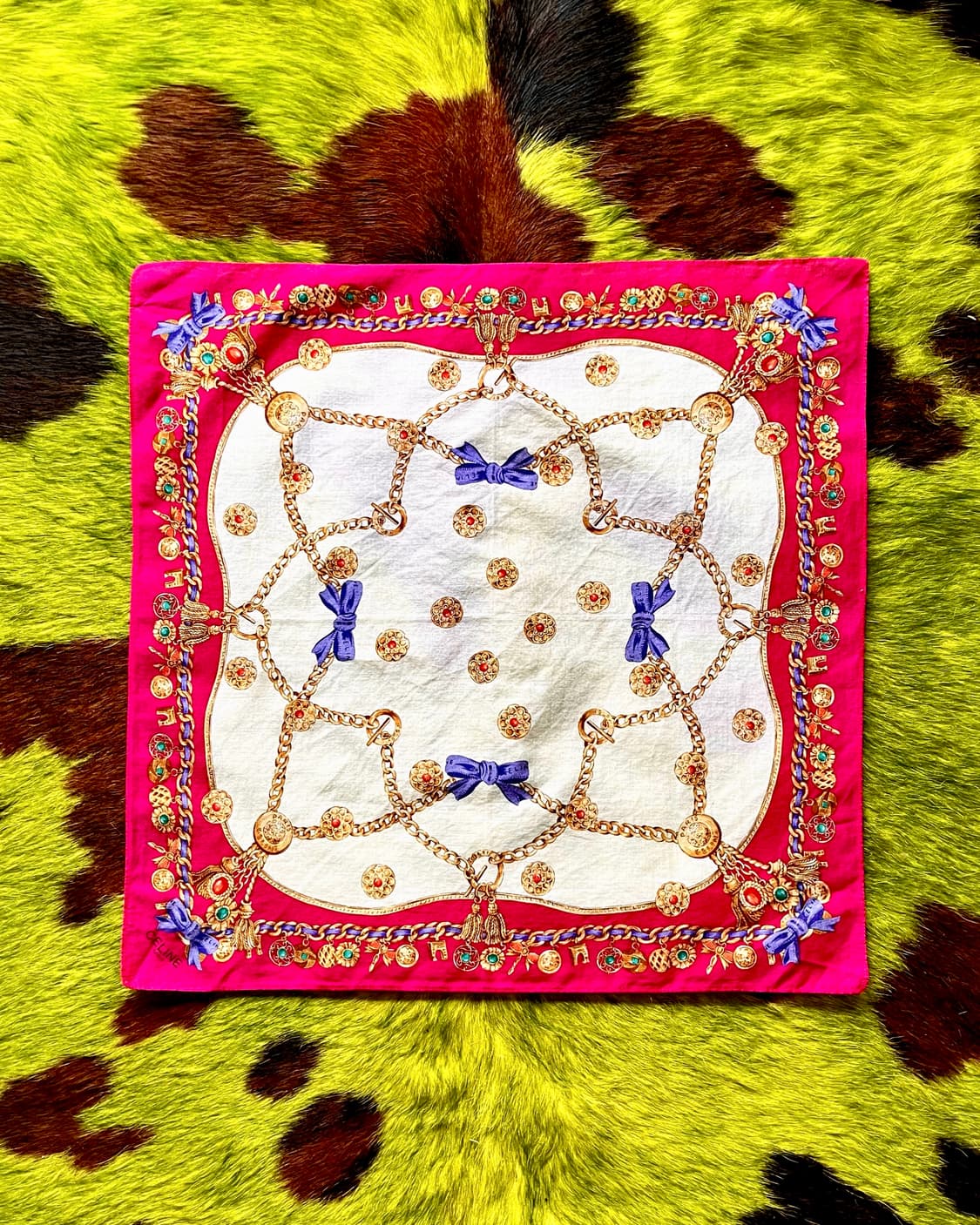 70-80s Old CELINE Archive Bandana Scarf 상품이미지7